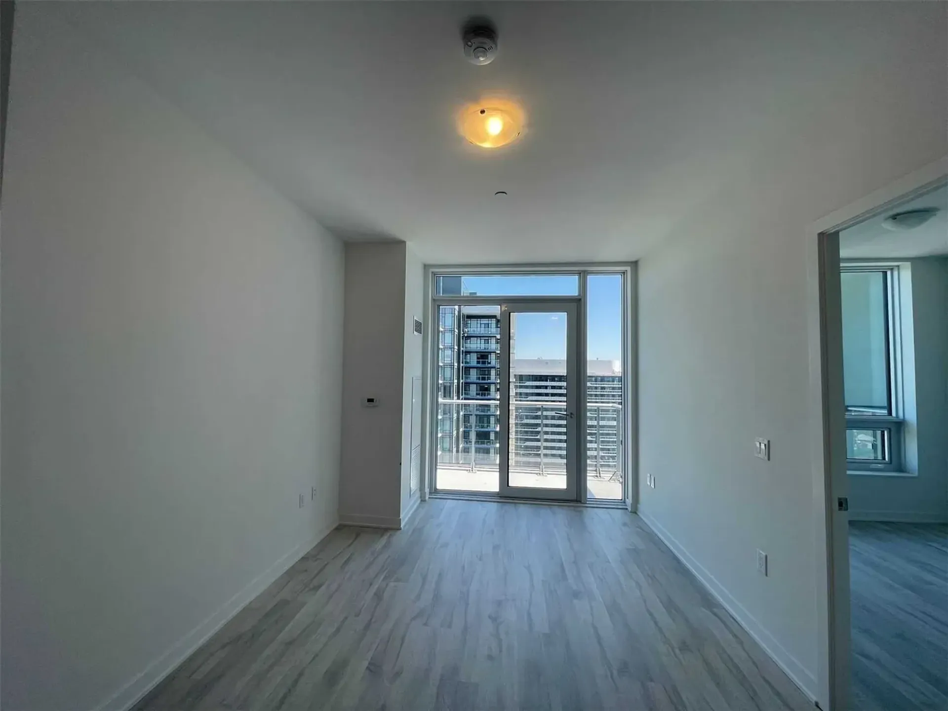 Condominio en Mississauga, 4675 Metcalfe Avenue 10779354