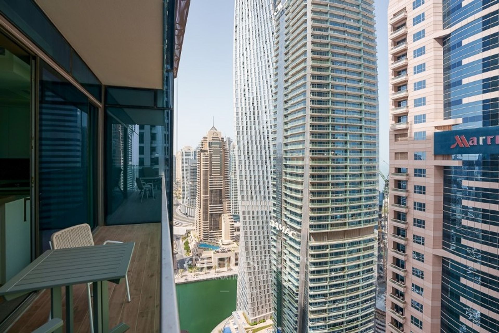 Condominium in دبي, دبي 10779360