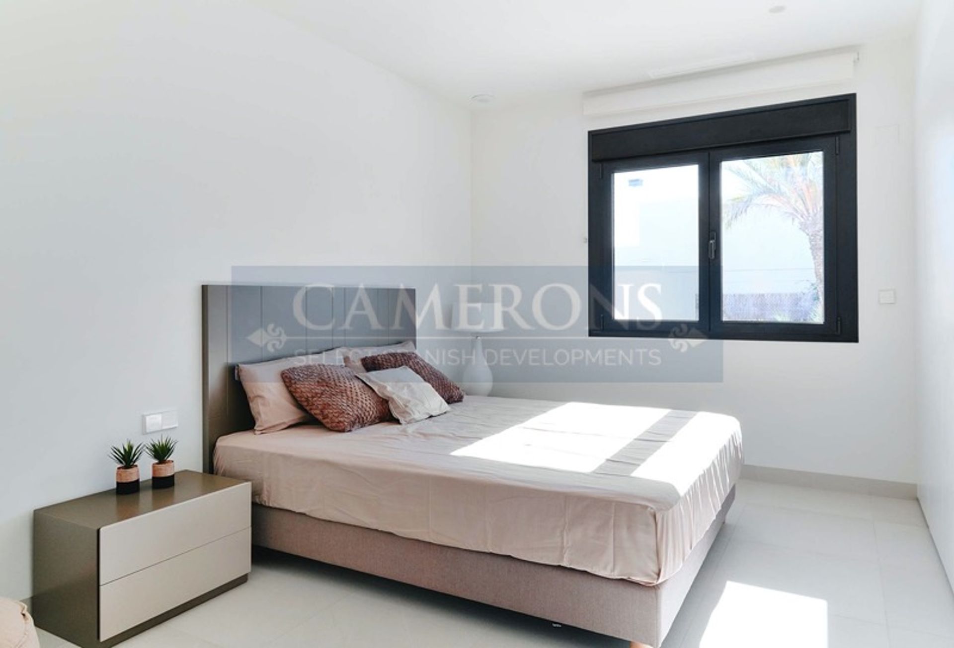 Condominium dans Punta Prima, Comunidad Valenciana 10779389