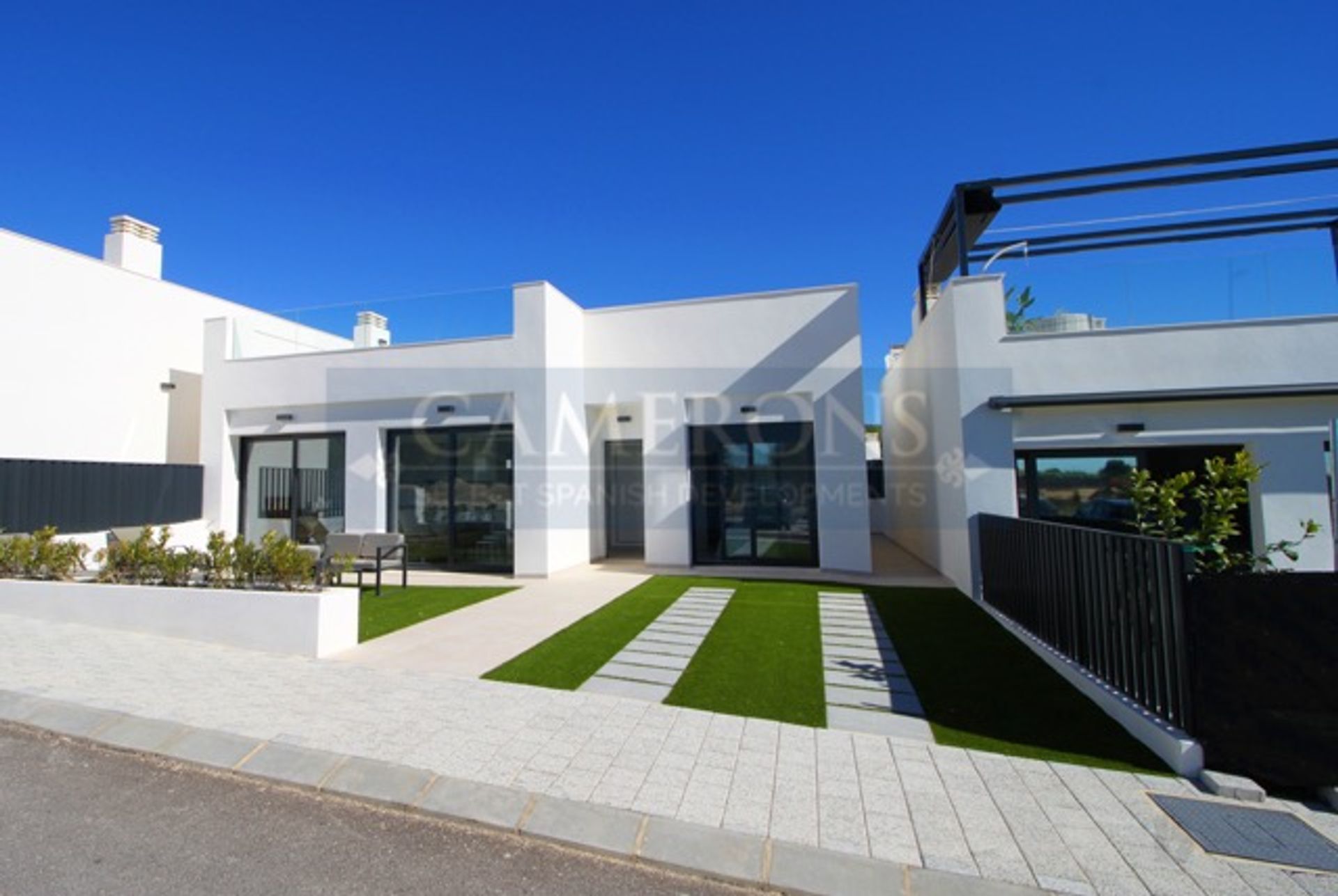 House in Pilar de la Horadada, Valencian Community 10779397