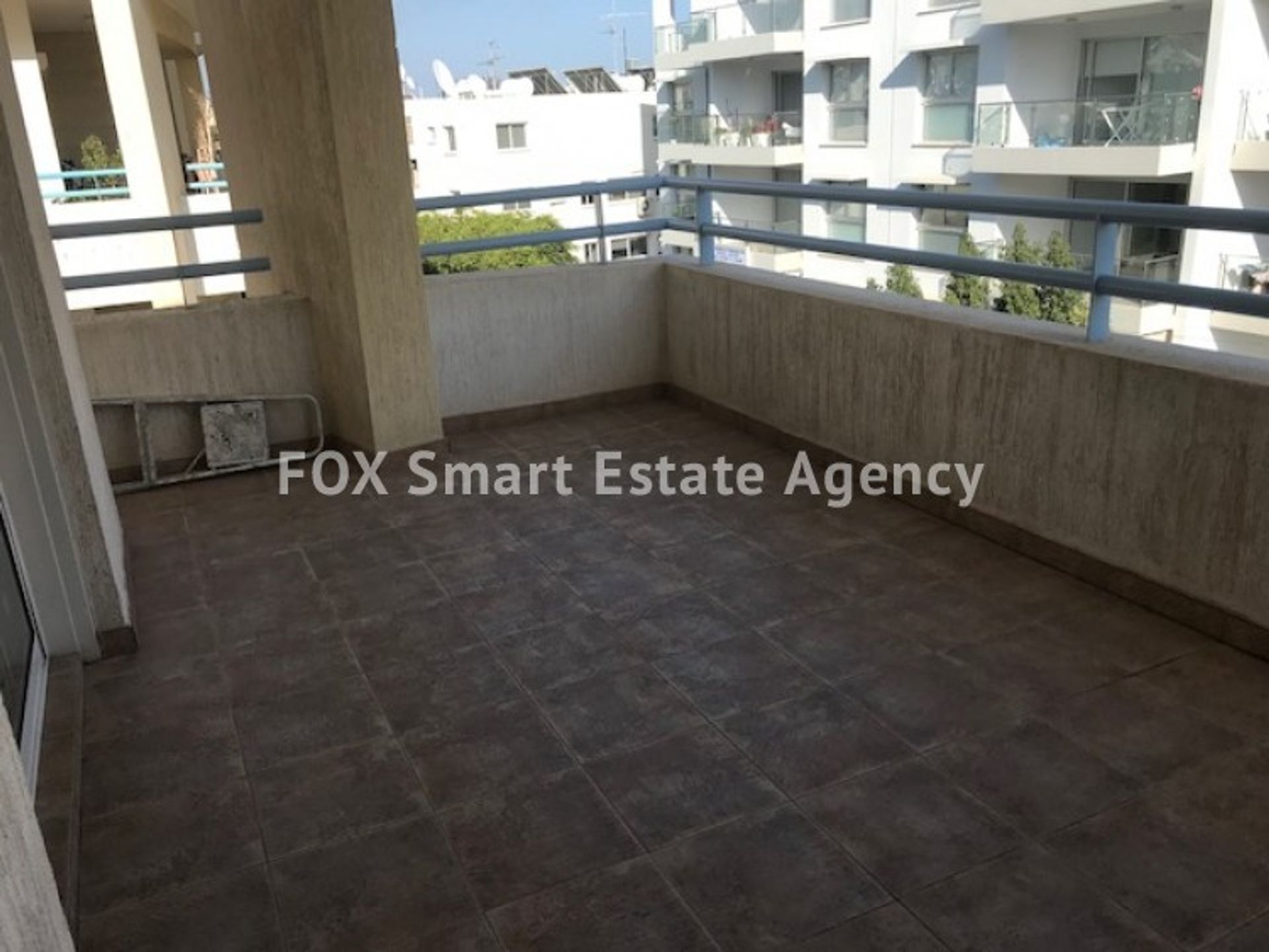 Condominium in Mesa Geitonia, Limassol 10779568