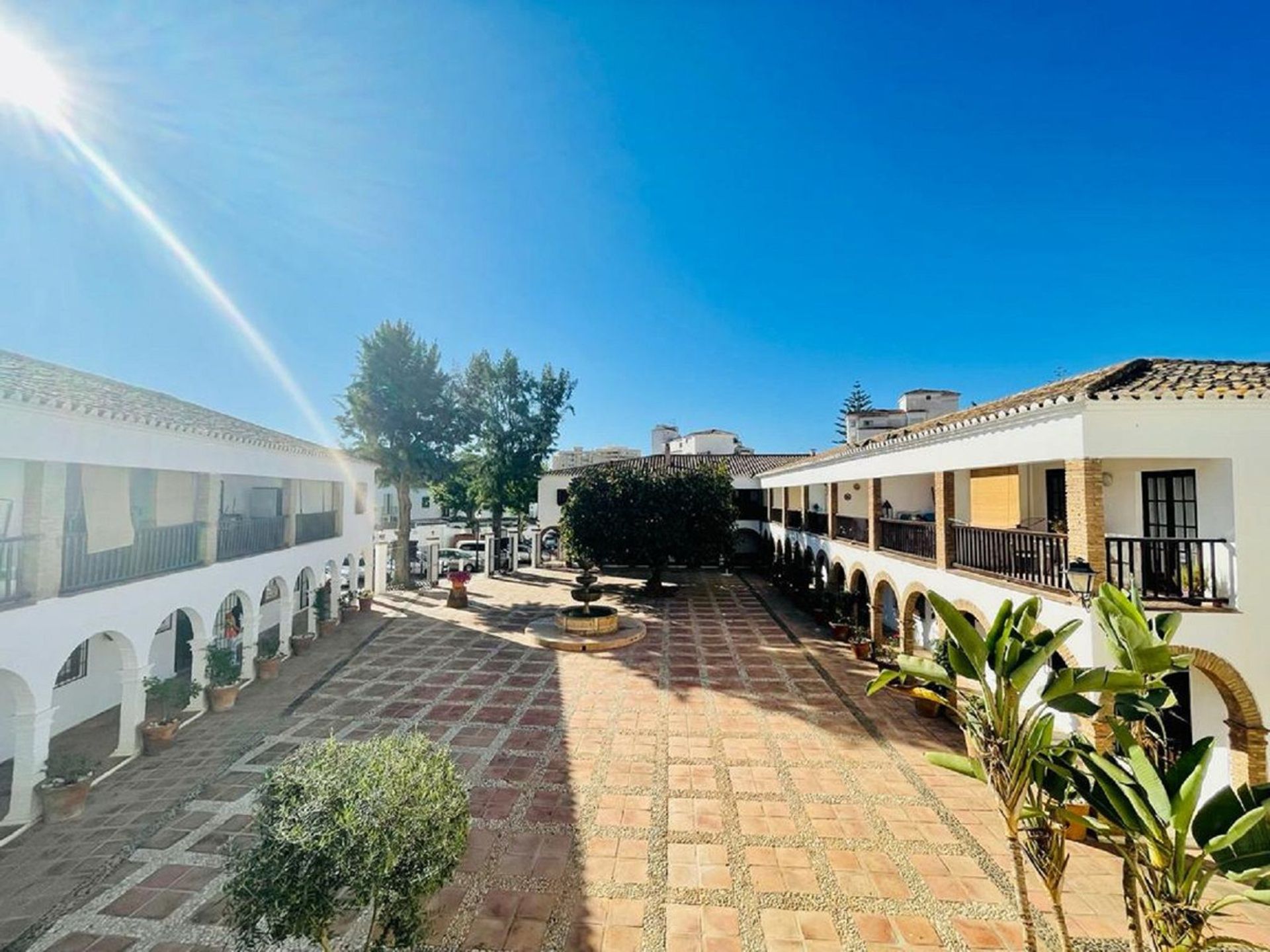 Condominium in Las Lagunas de Mijas, Andalucía 10779718