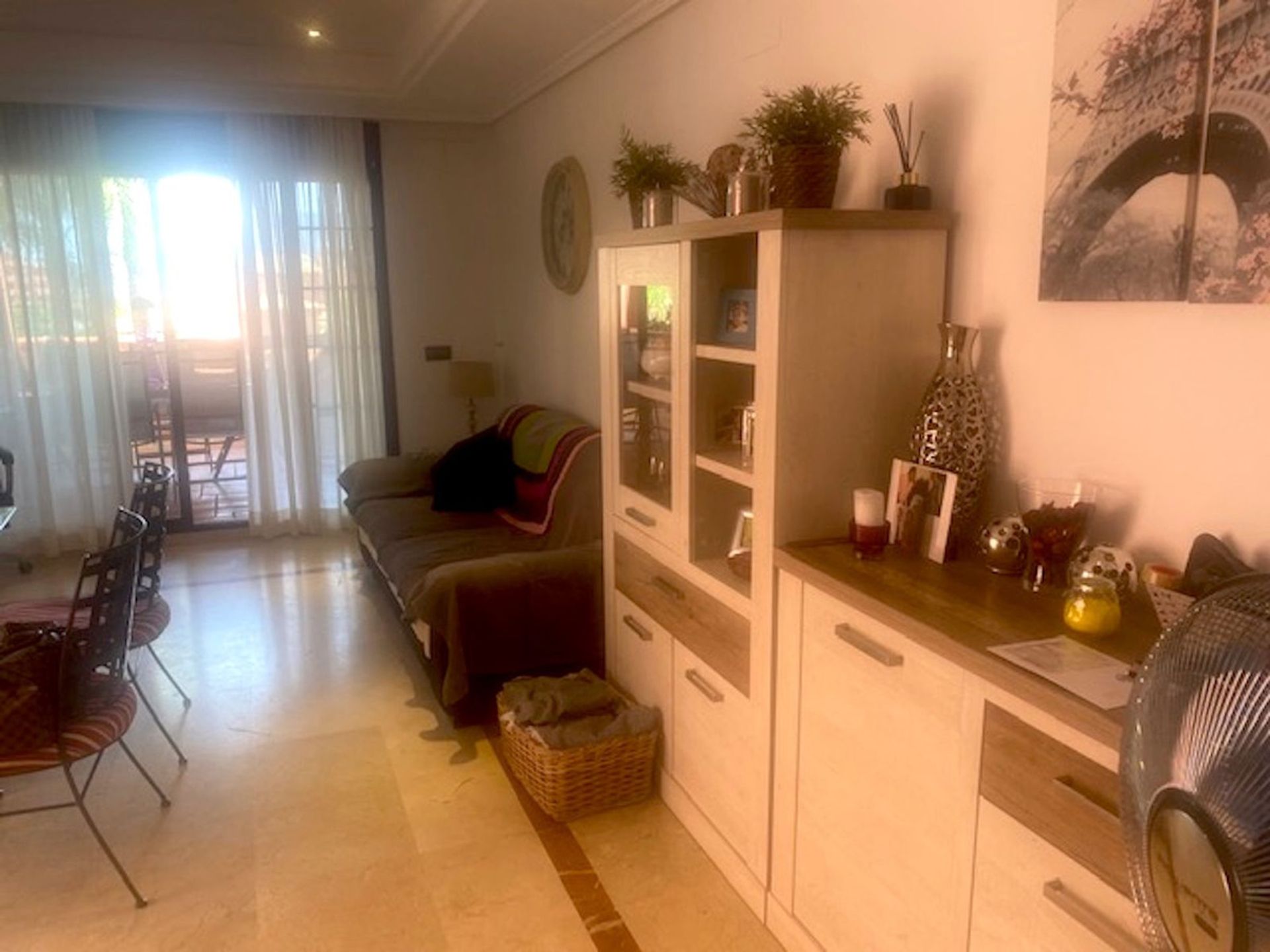 Condominium in Marbella, Andalucía 10779778