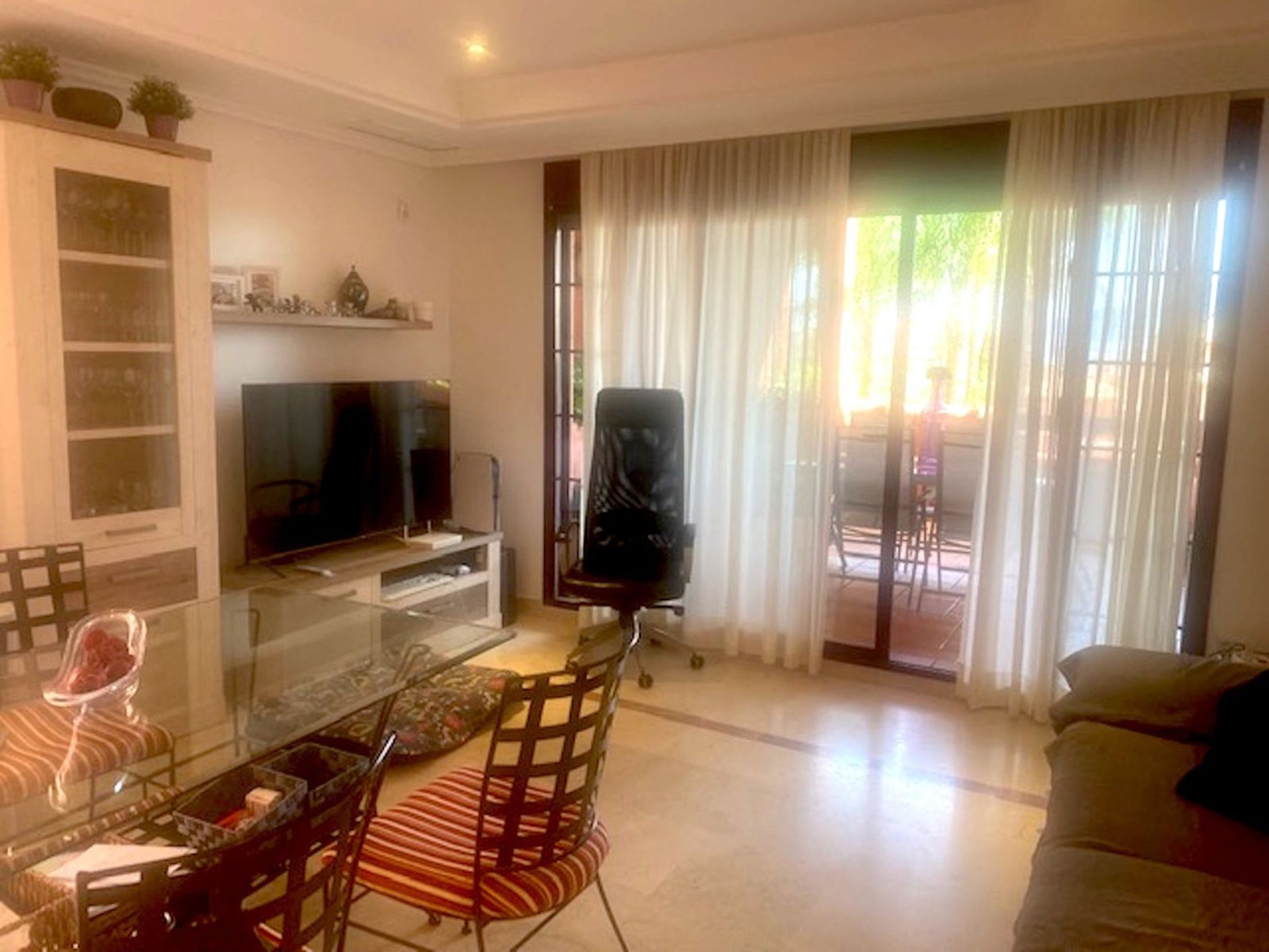 Condominium in Marbella, Andalucía 10779778