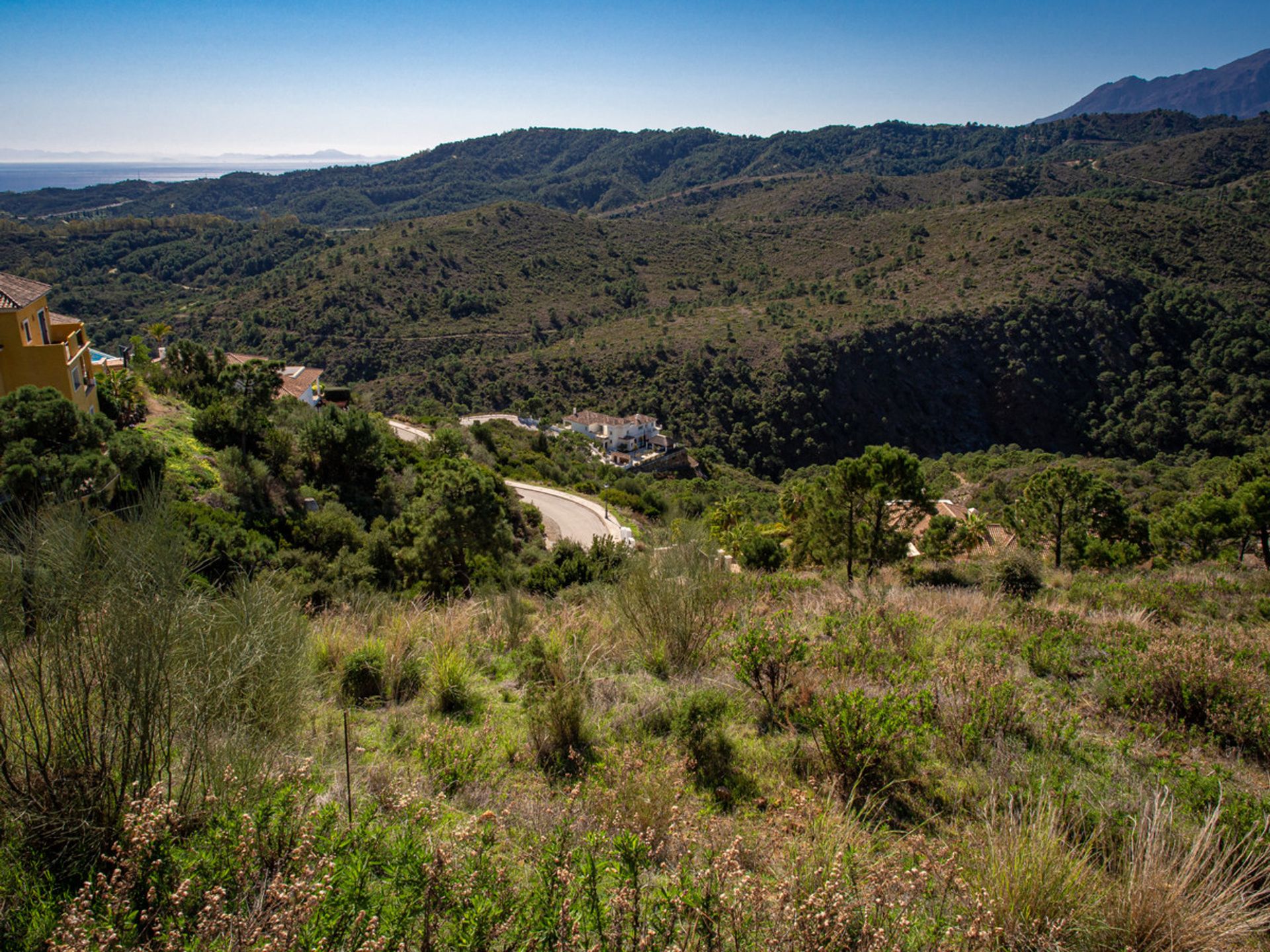 Terra no Benahavis, Andaluzia 10779966