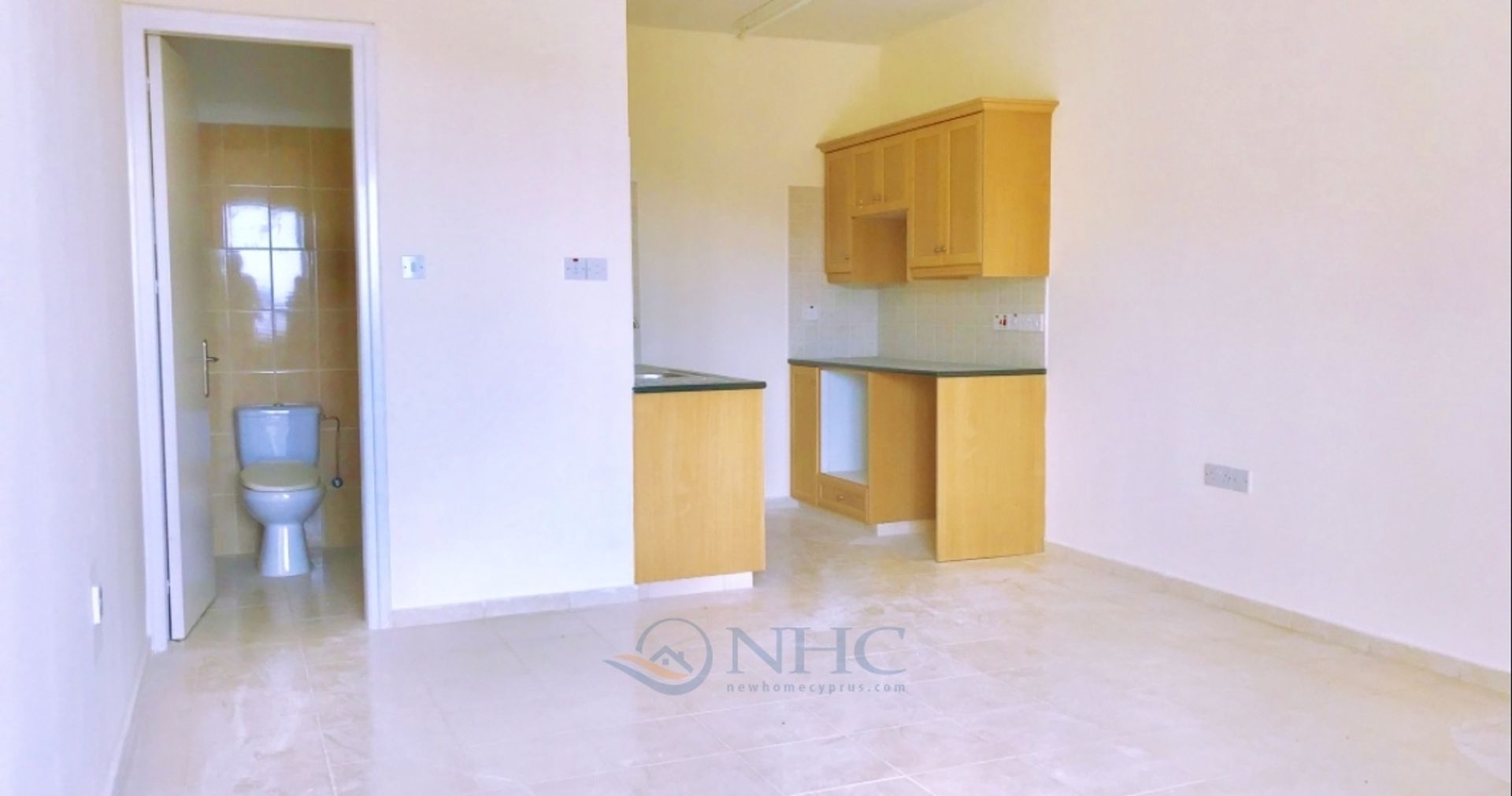 Condominium in Peyia, Paphos 10780312