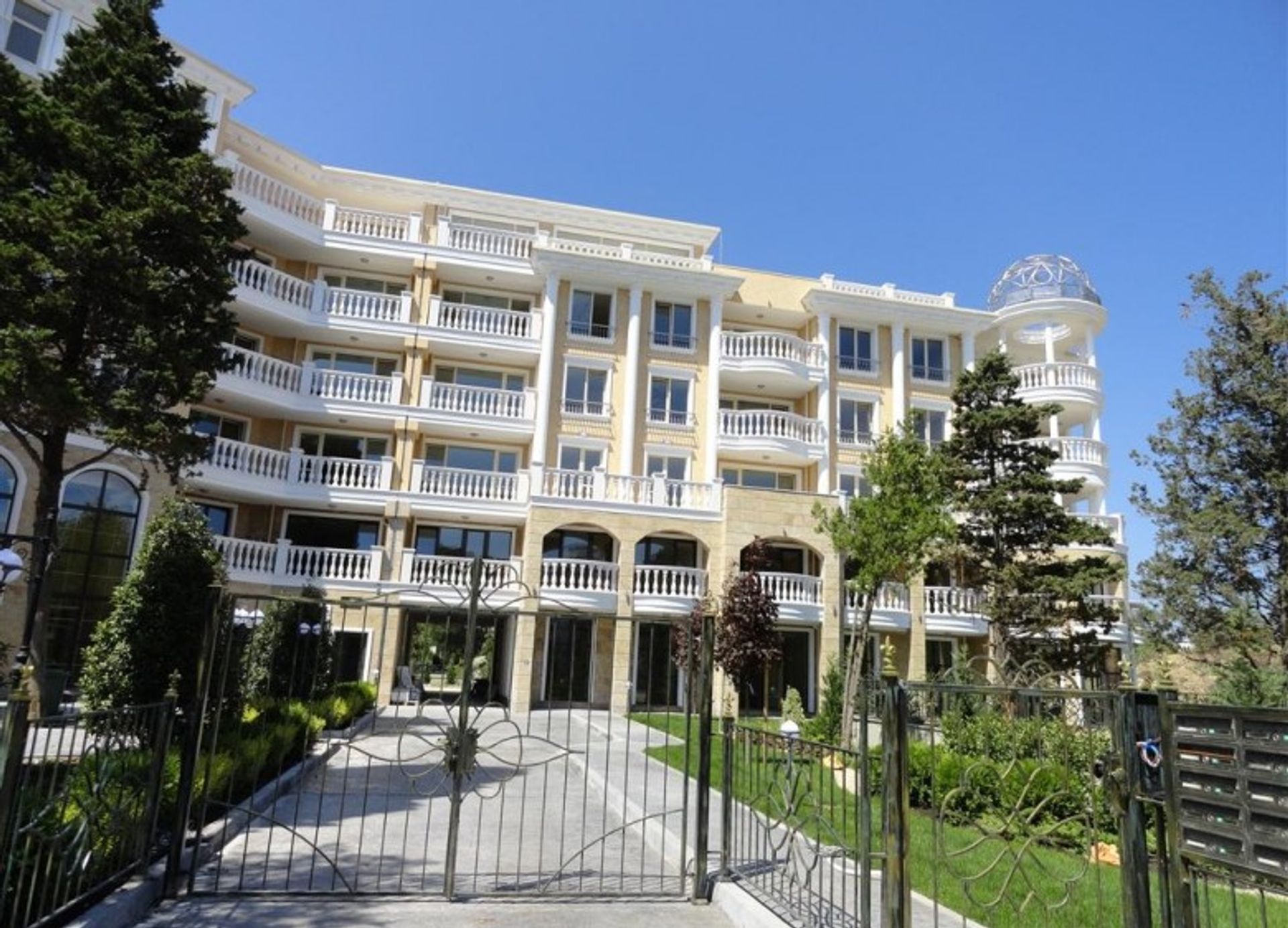 Condominium dans Nessebar, Bourgas 10780317