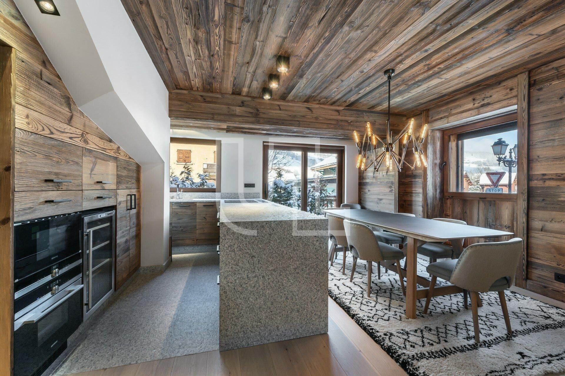 Condominio nel Megève, Alvernia-Rodano-Alpi 10780336