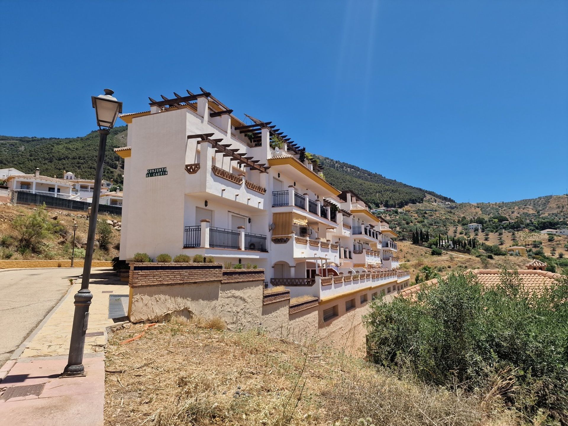 Condominium in Alcaucín, Andalucía 10780819