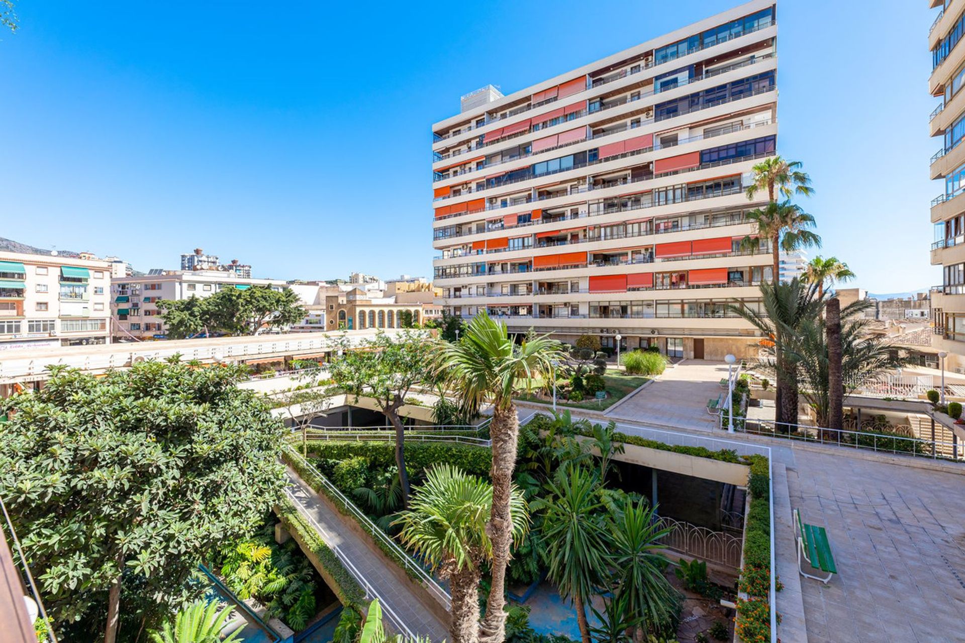 Condominium dans Torremolinos, Andalousie 10780981