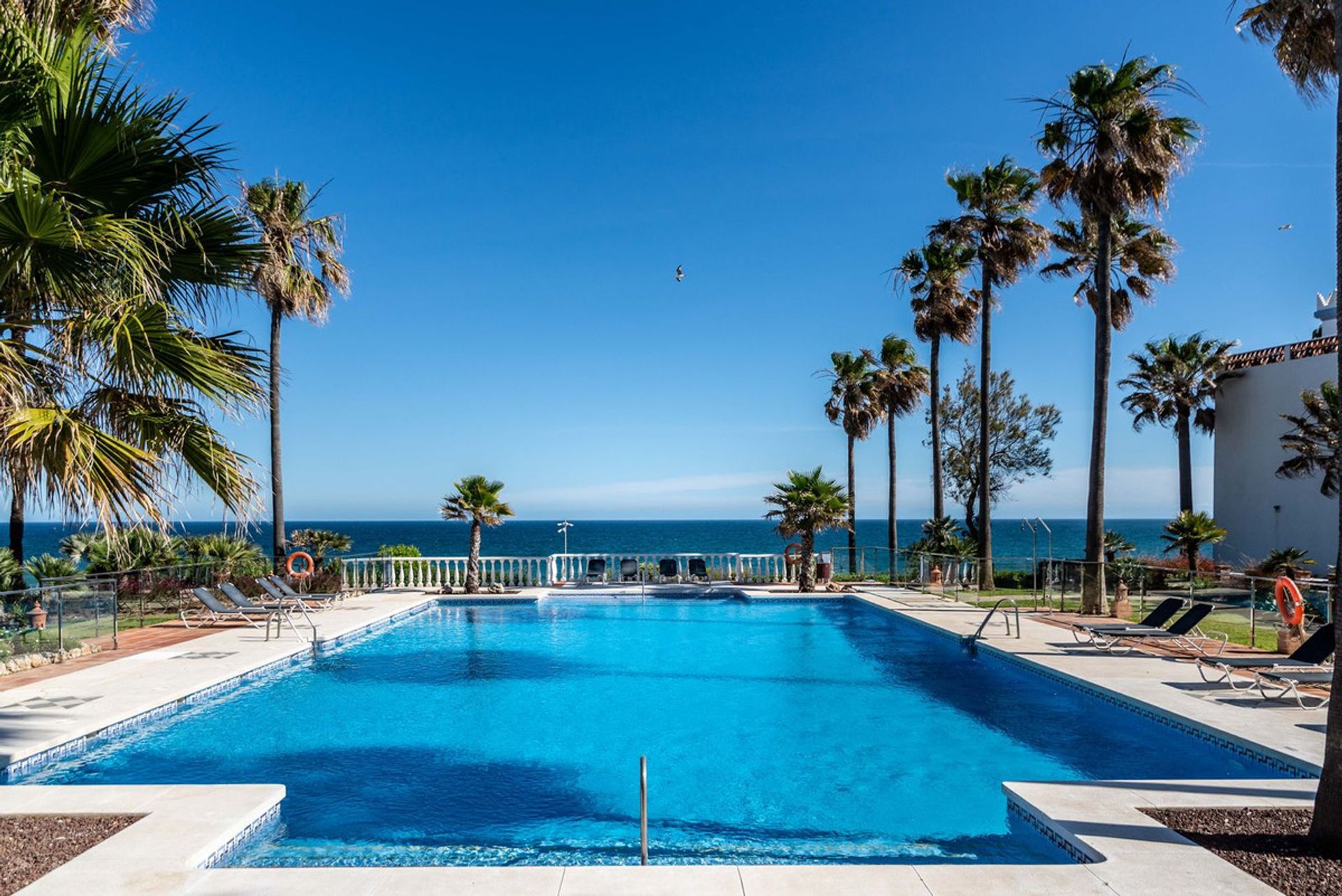 Condominium in Casares, Andalusië 10781016