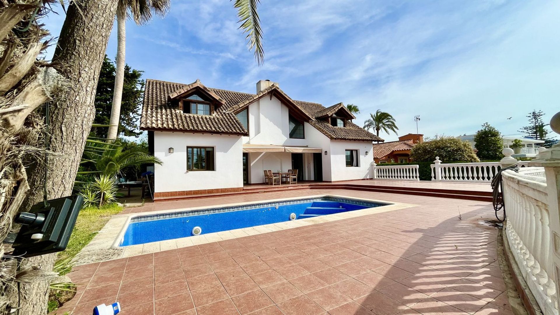 House in Benahavis, Andalusia 10781487