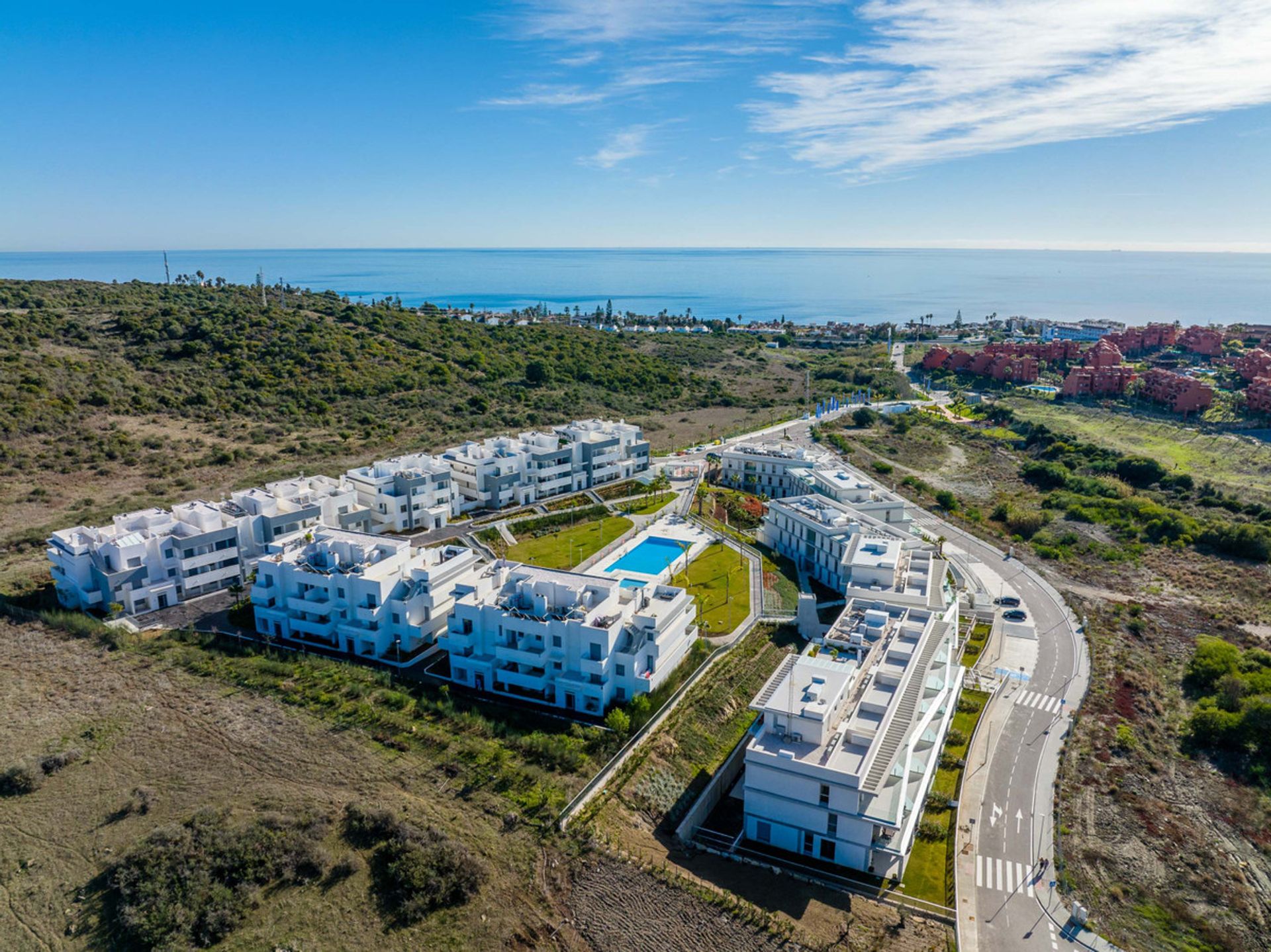 Condominium in Estepona, Andalucía 10781689