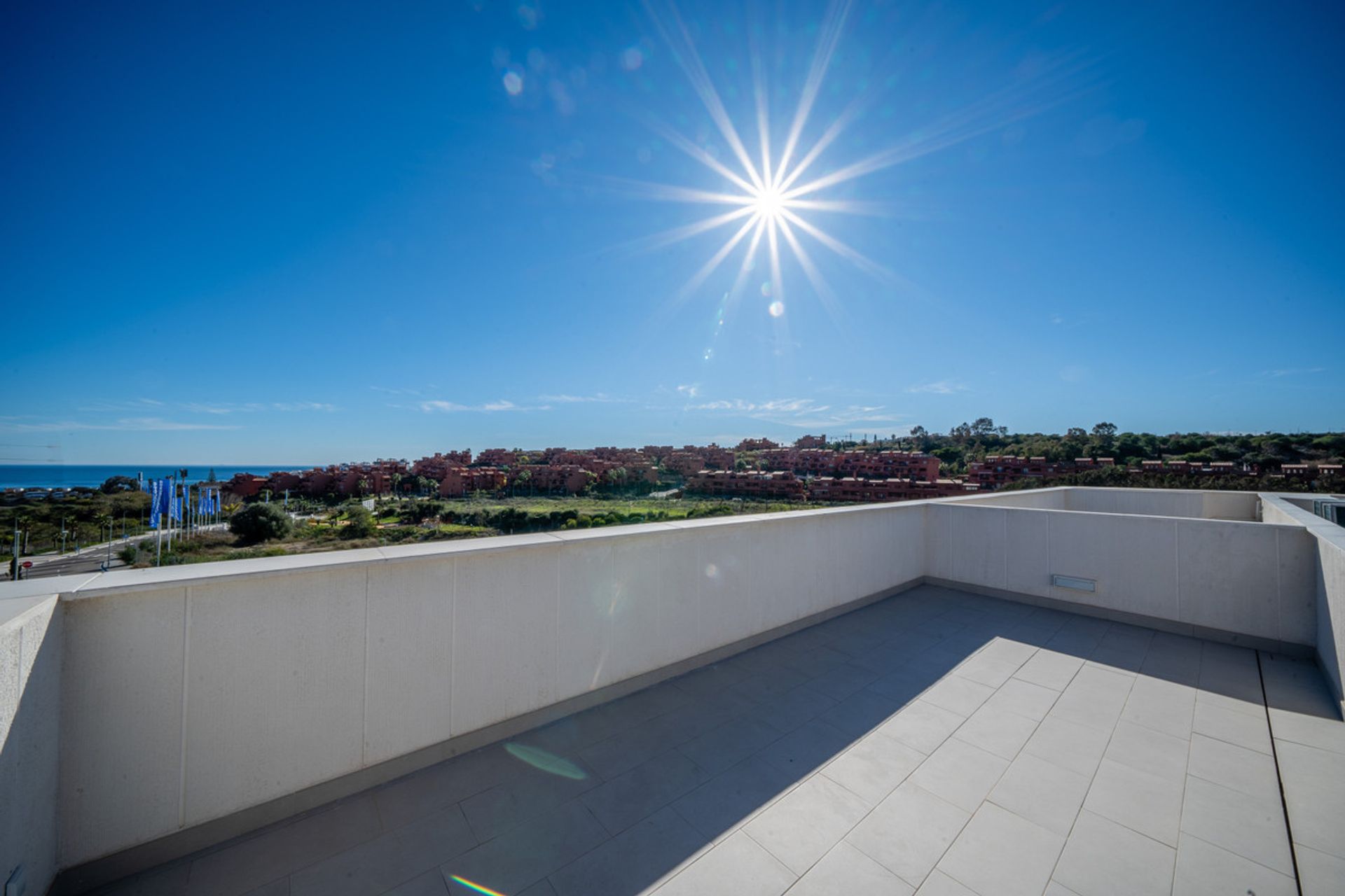 Condominium in Estepona, Andalusië 10781689