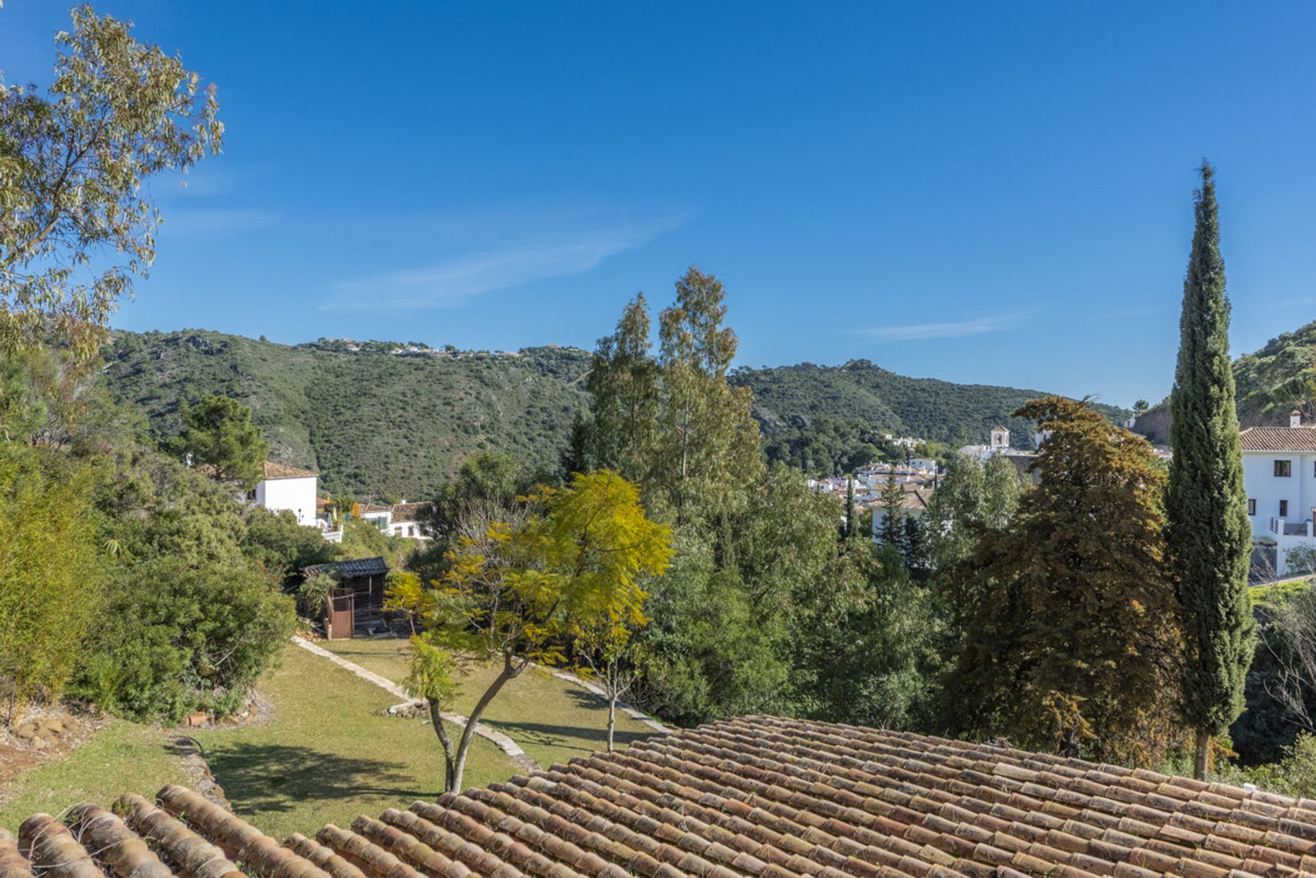 Talo sisään Benahavis, Andalusia 10782053