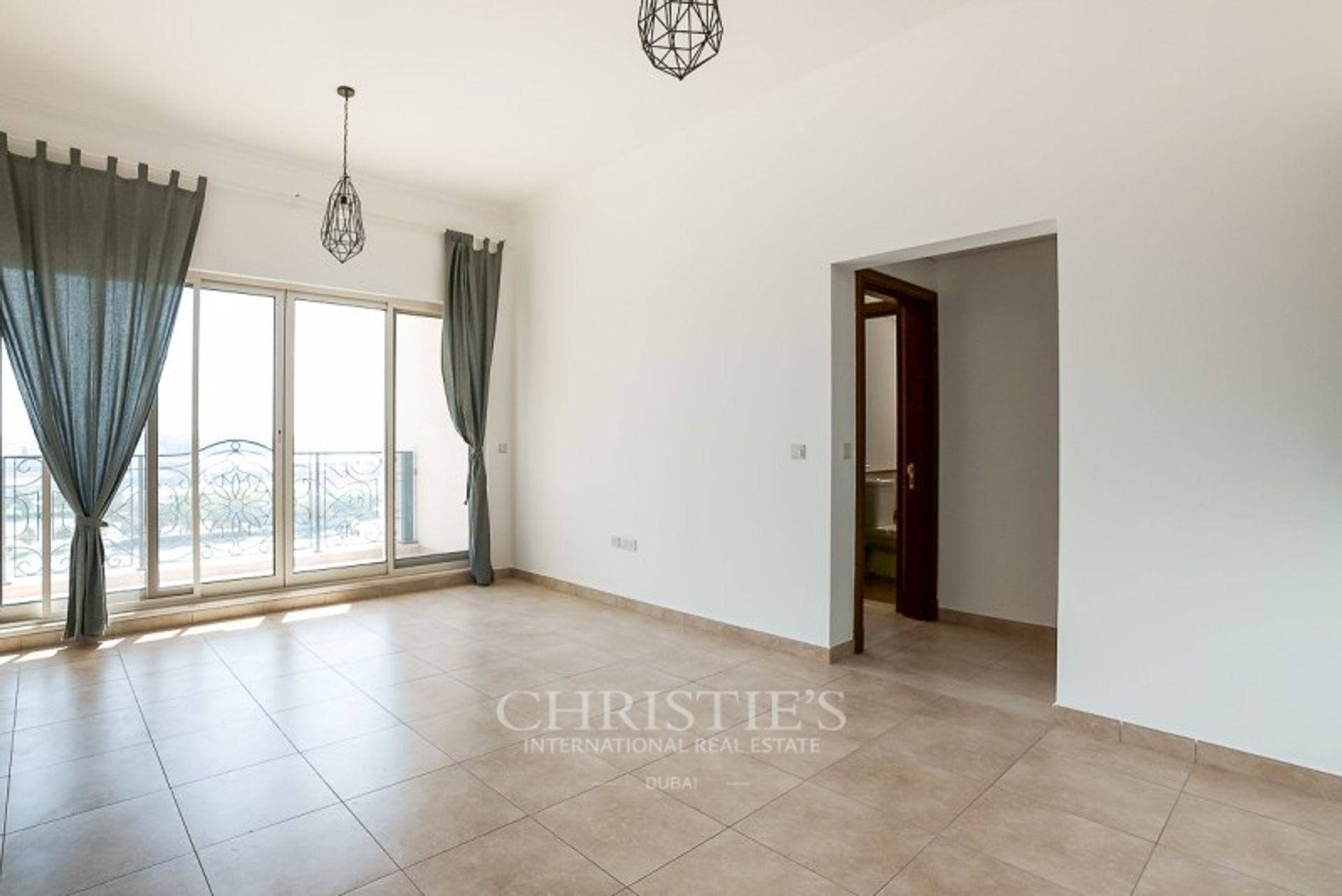 Condominium dans Warisan, Dubaï 10782144