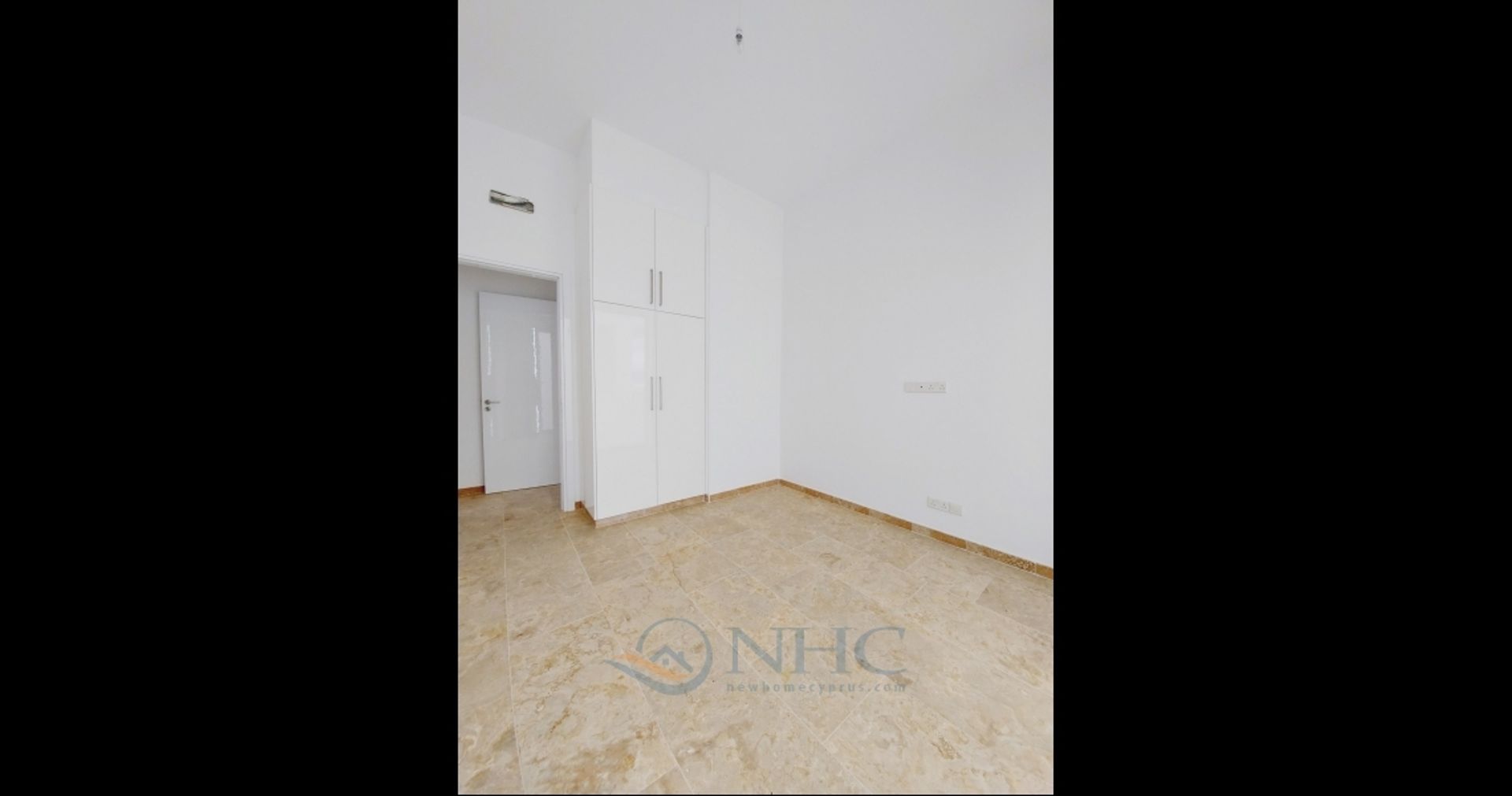 Condominium dans Kissonerga, Paphos 10782250