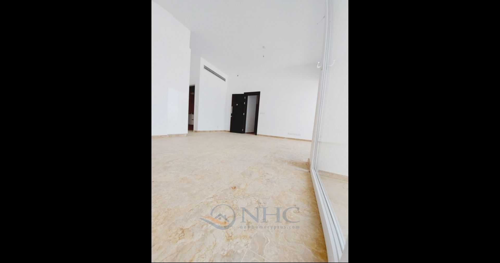 Condominio nel Kissonerga, Paphos 10782250