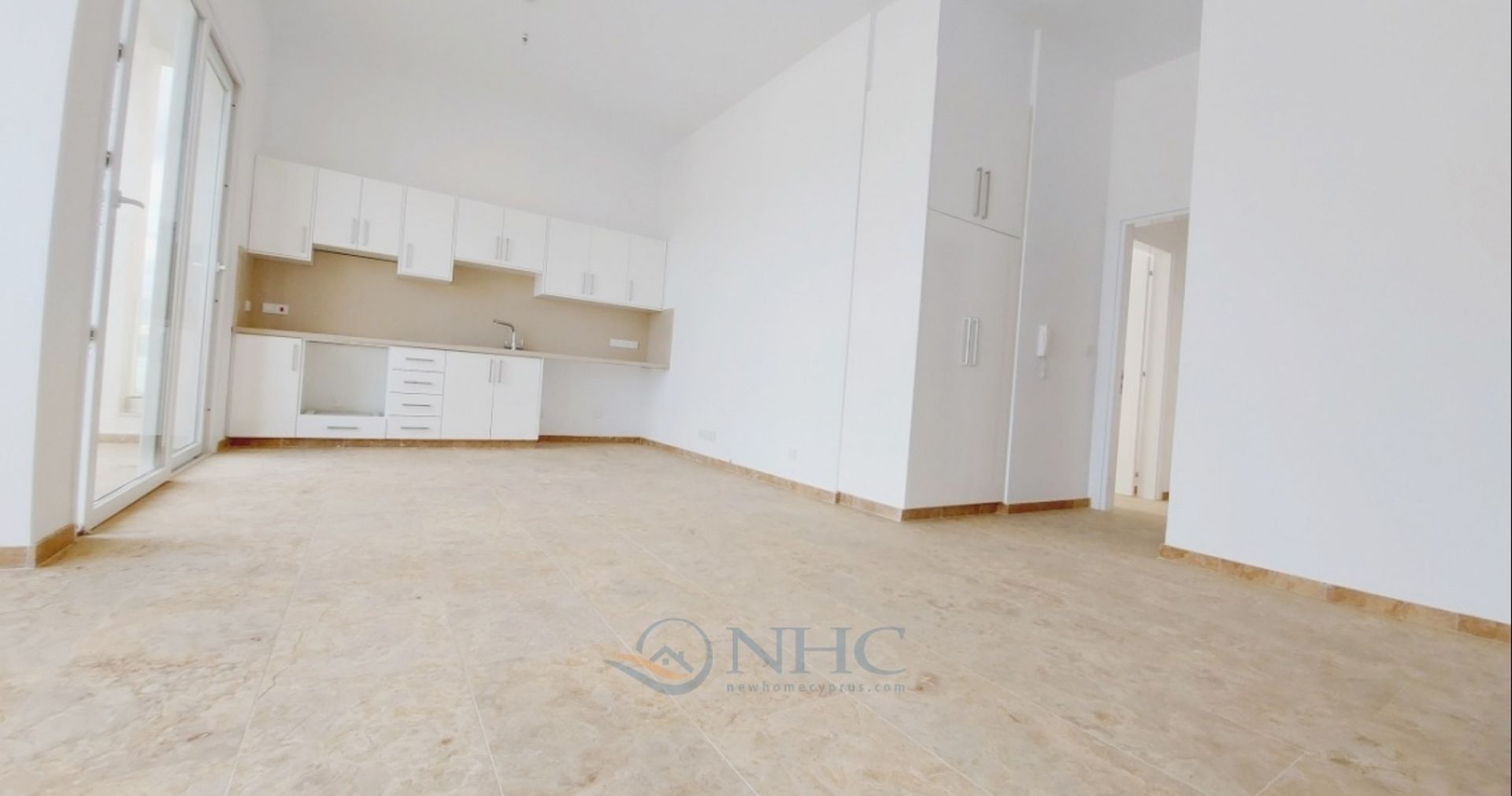 Condominio nel Kissonerga, Paphos 10782250