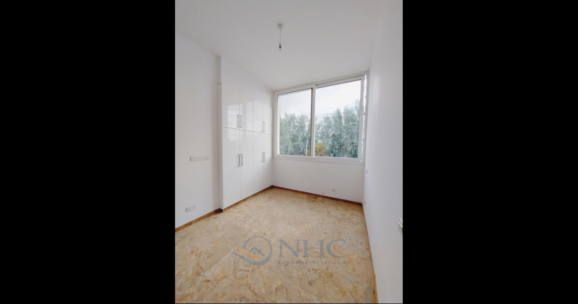 Condominio nel Kissonerga, Paphos 10782250