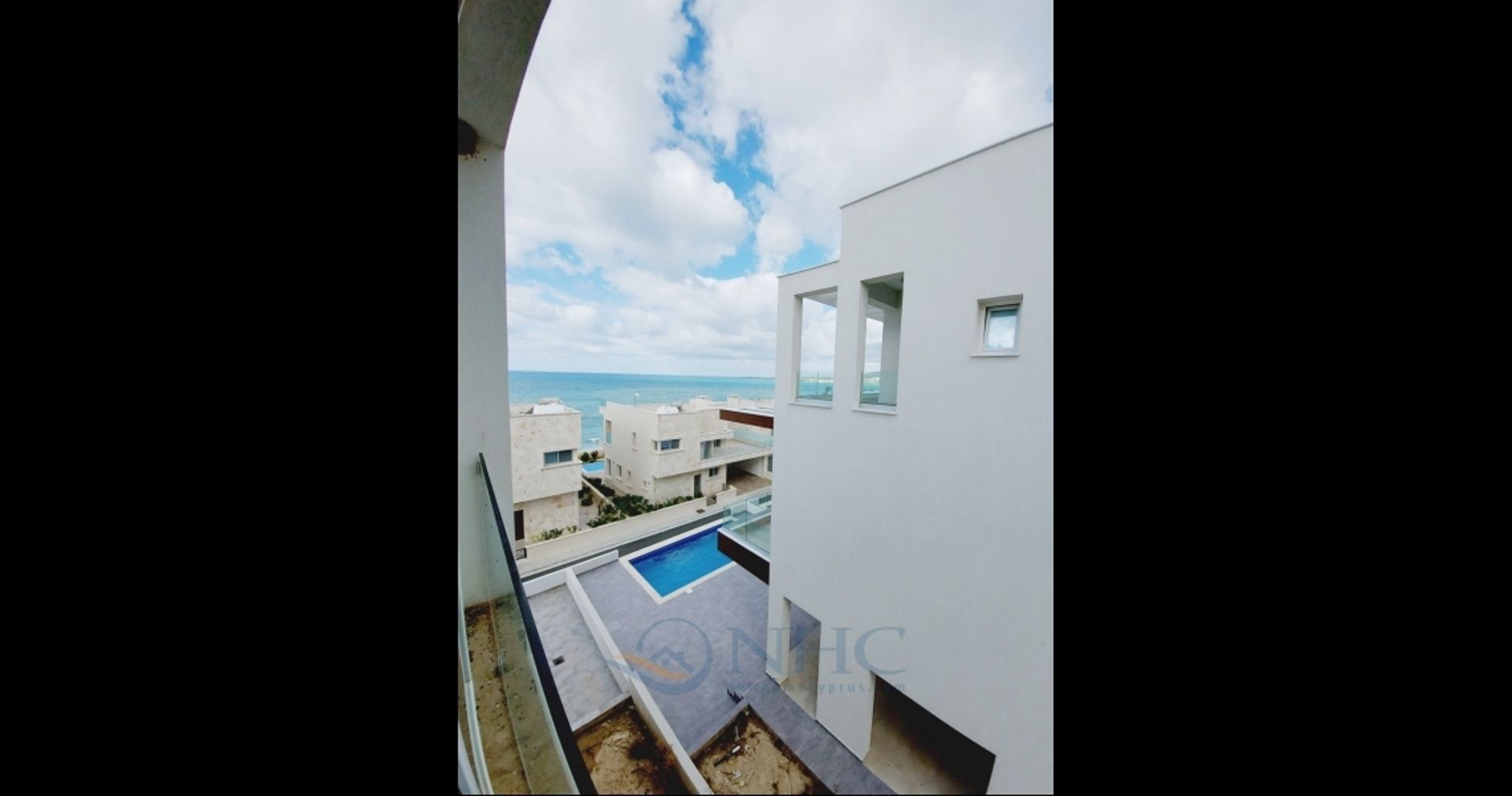 Condominio nel Kissonerga, Paphos 10782250