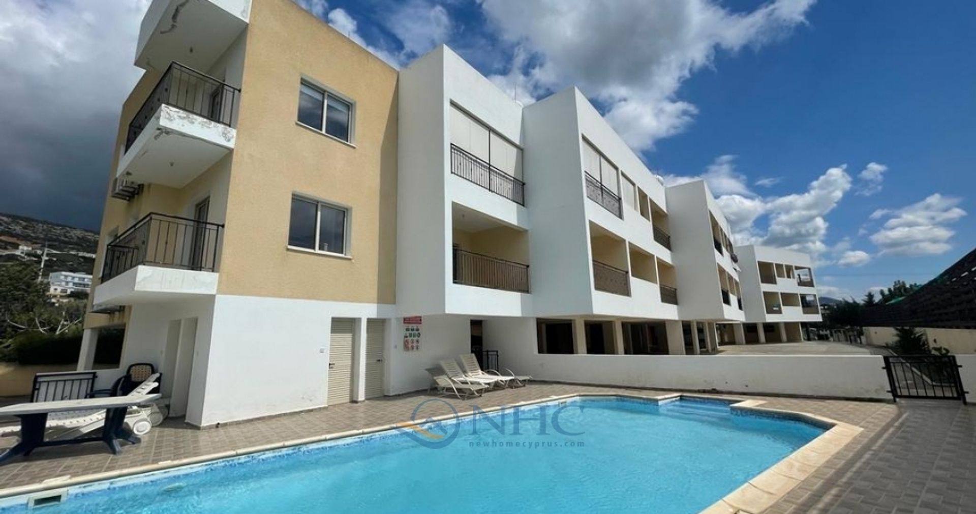 Condominio nel Peyia, Paphos 10782275