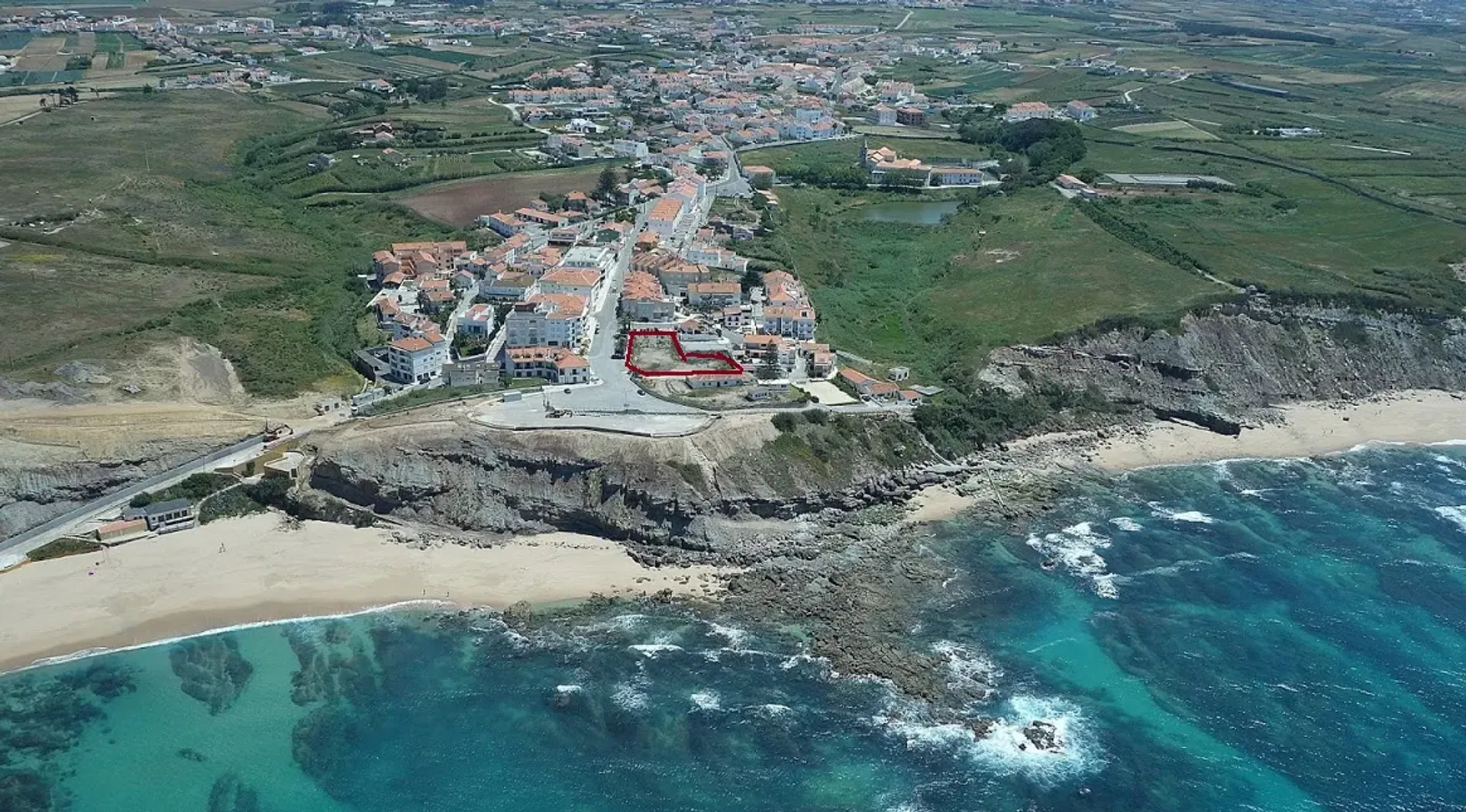 Land i Peniche, Portugal, Leiria District 10783028