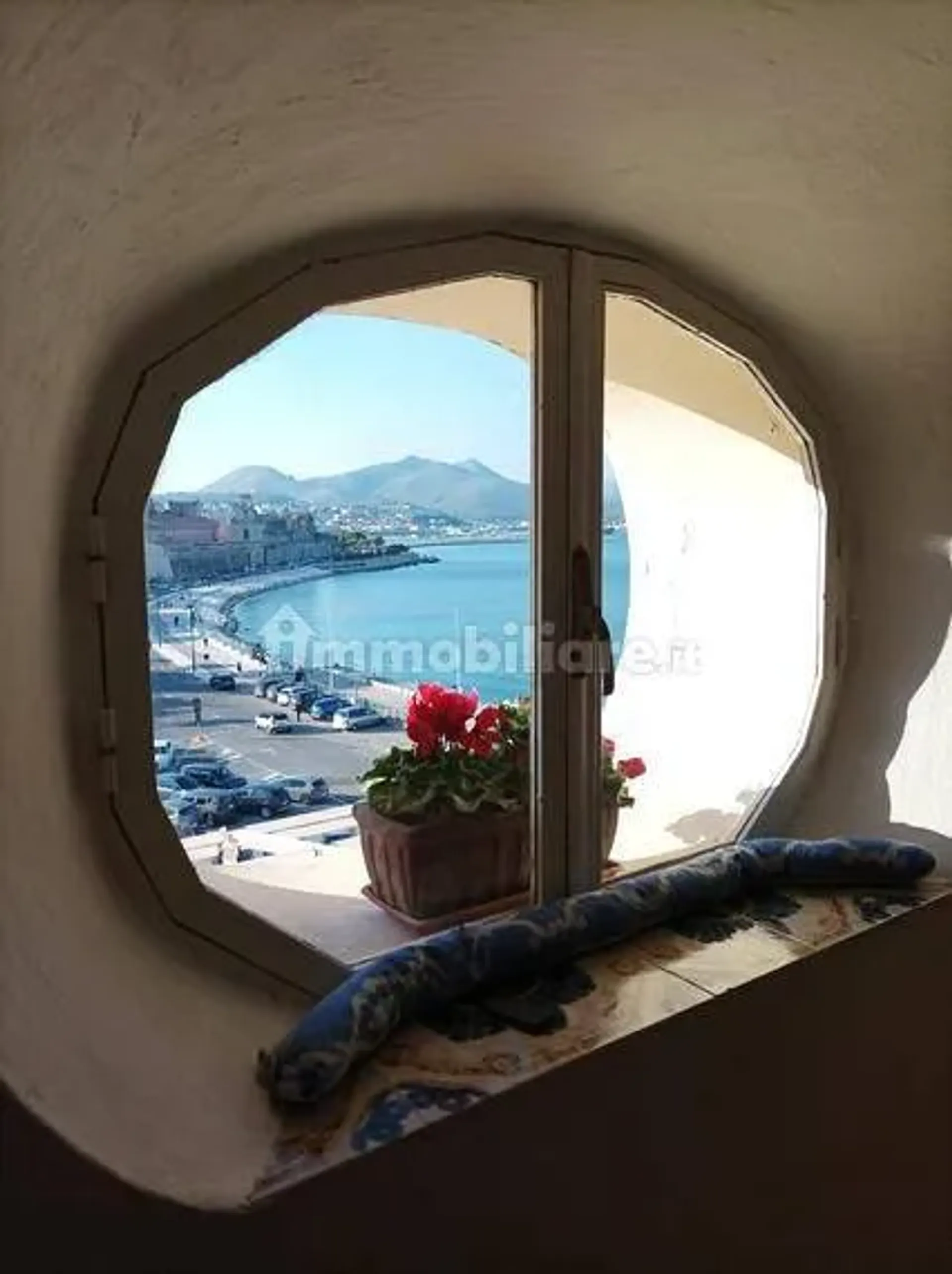 casa en Gaeta, Piazza Generale Traniello 10785174