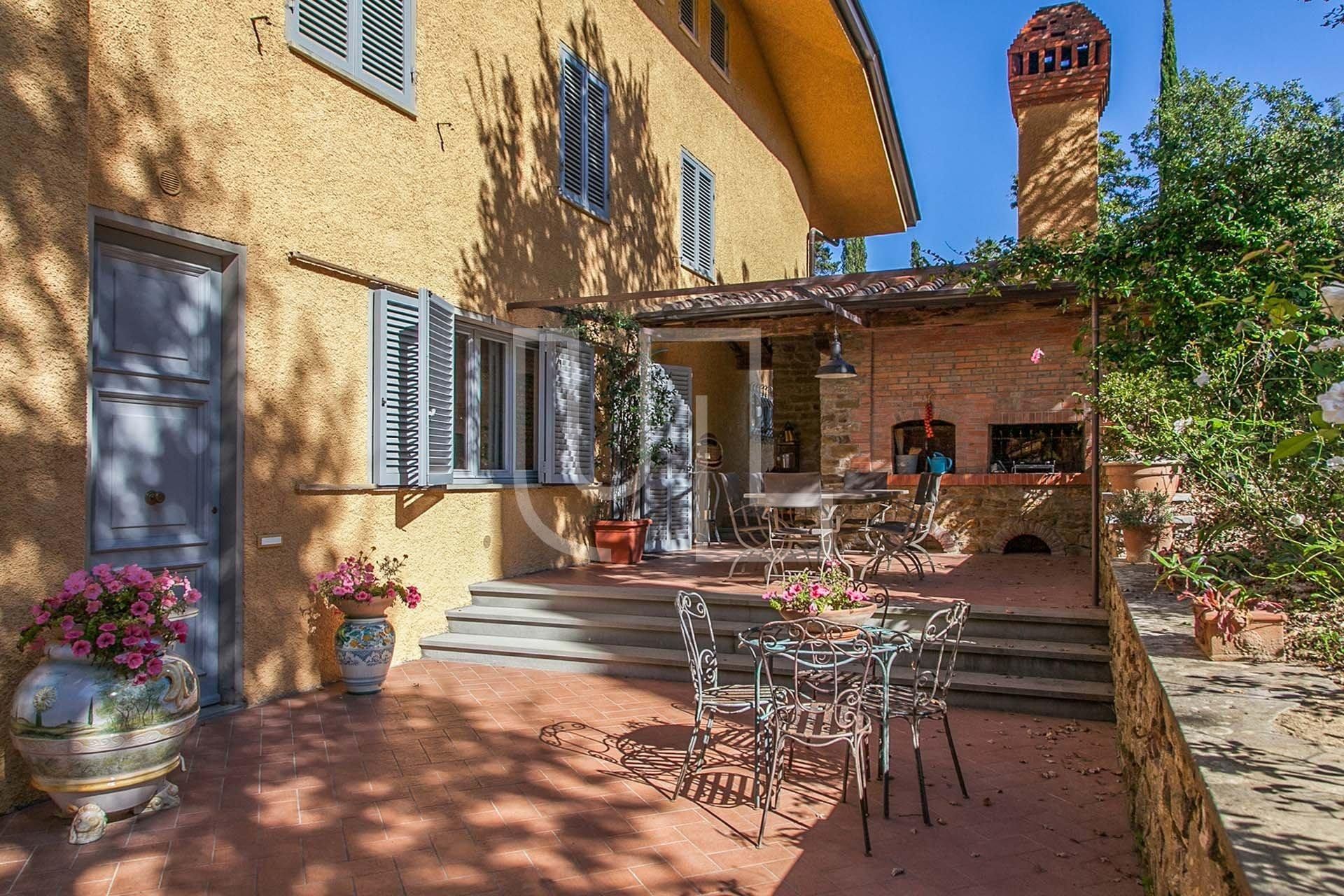 Rumah di Arezzo, Toscana 10785270