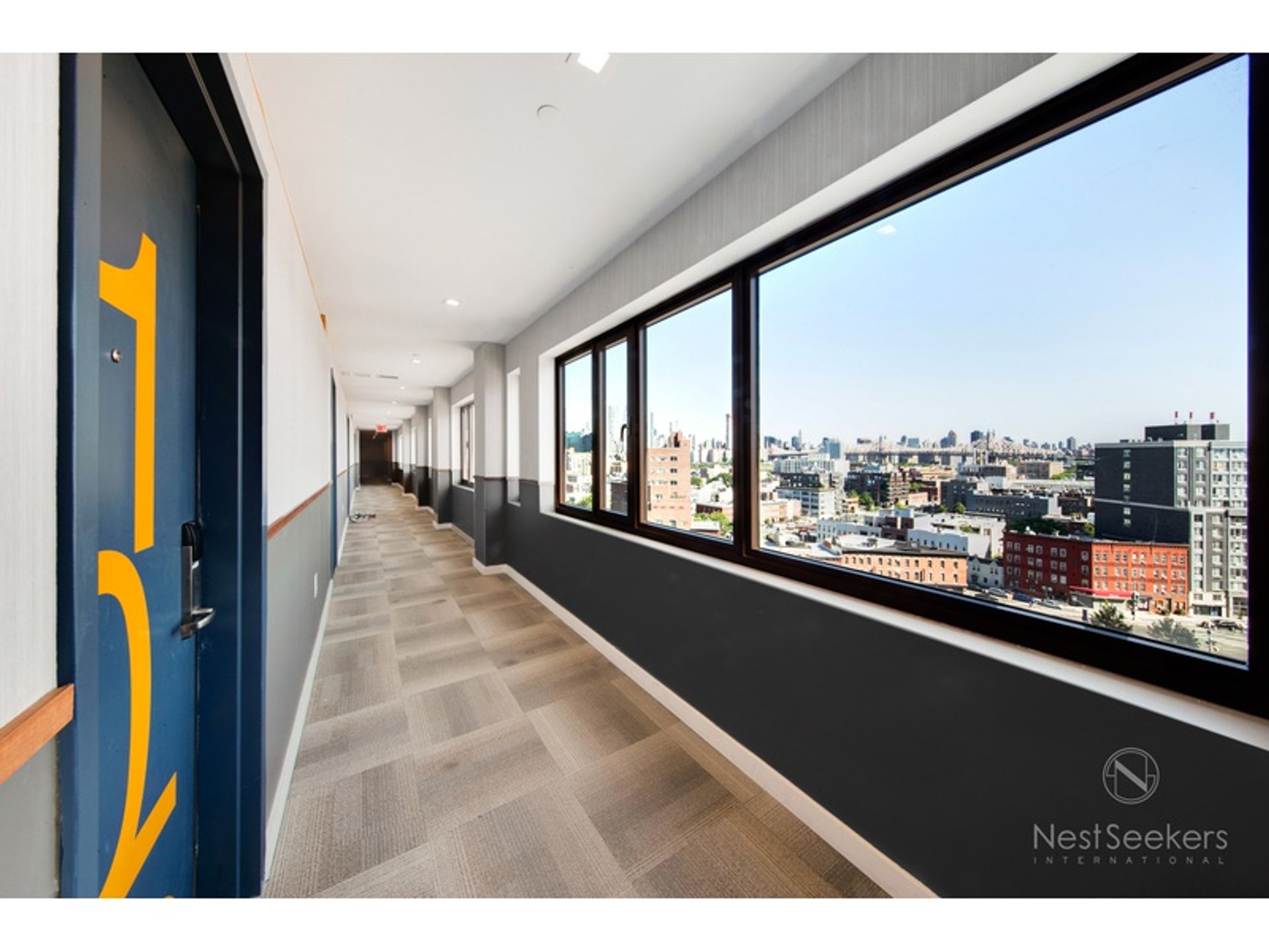 Condominium in , New York 10785346