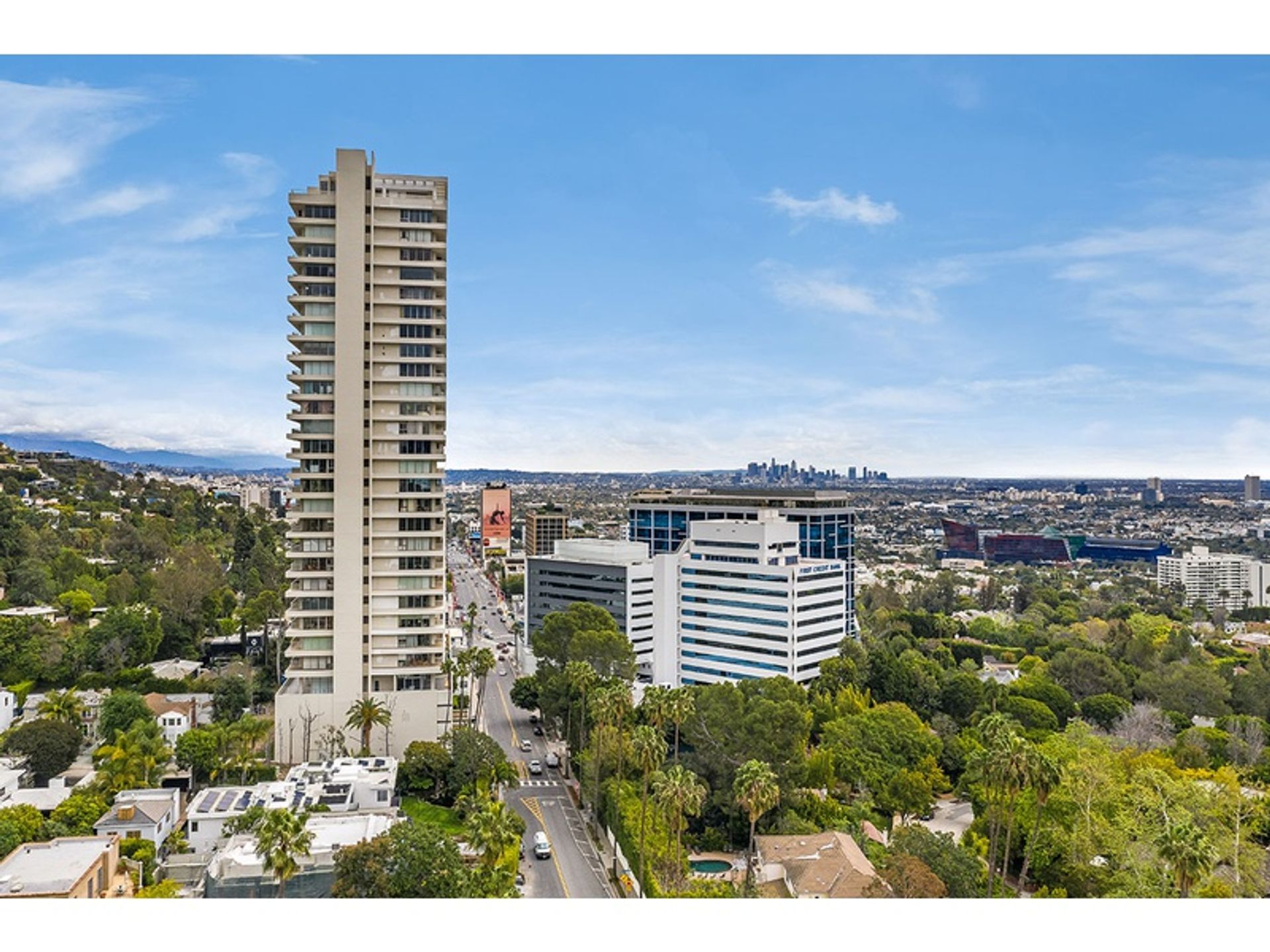 Condominio en West Hollywood, California 10785355