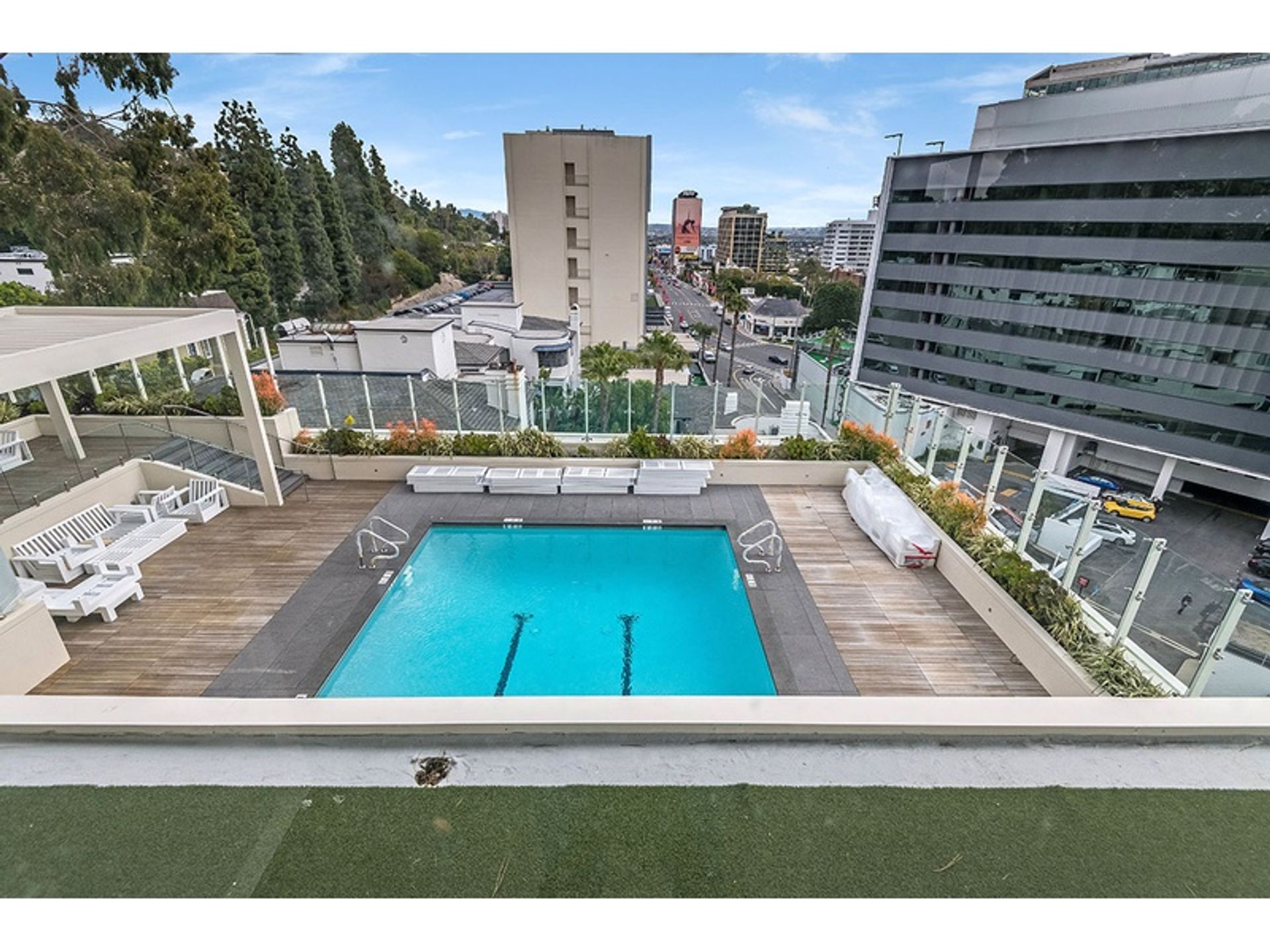 Condominio en West Hollywood, California 10785355