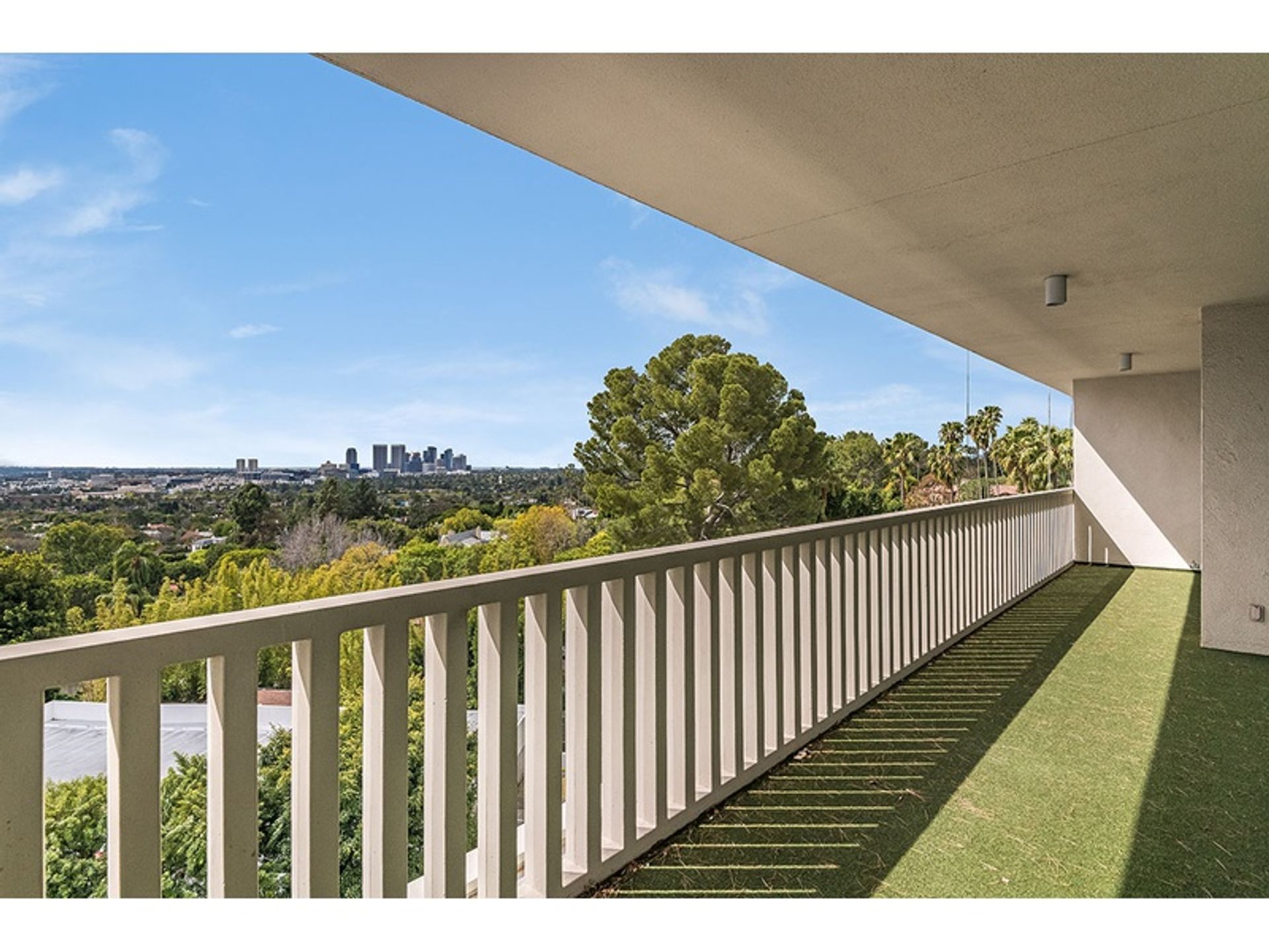 Condominio en West Hollywood, California 10785355