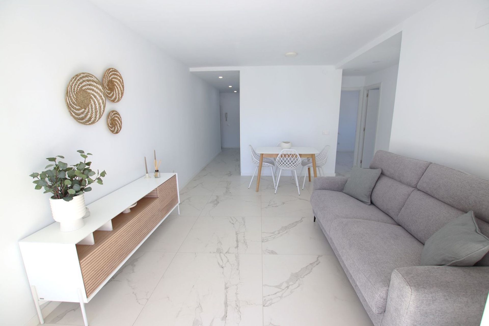 Condominium in Las Lagunas de Mijas, Andalucía 10786008