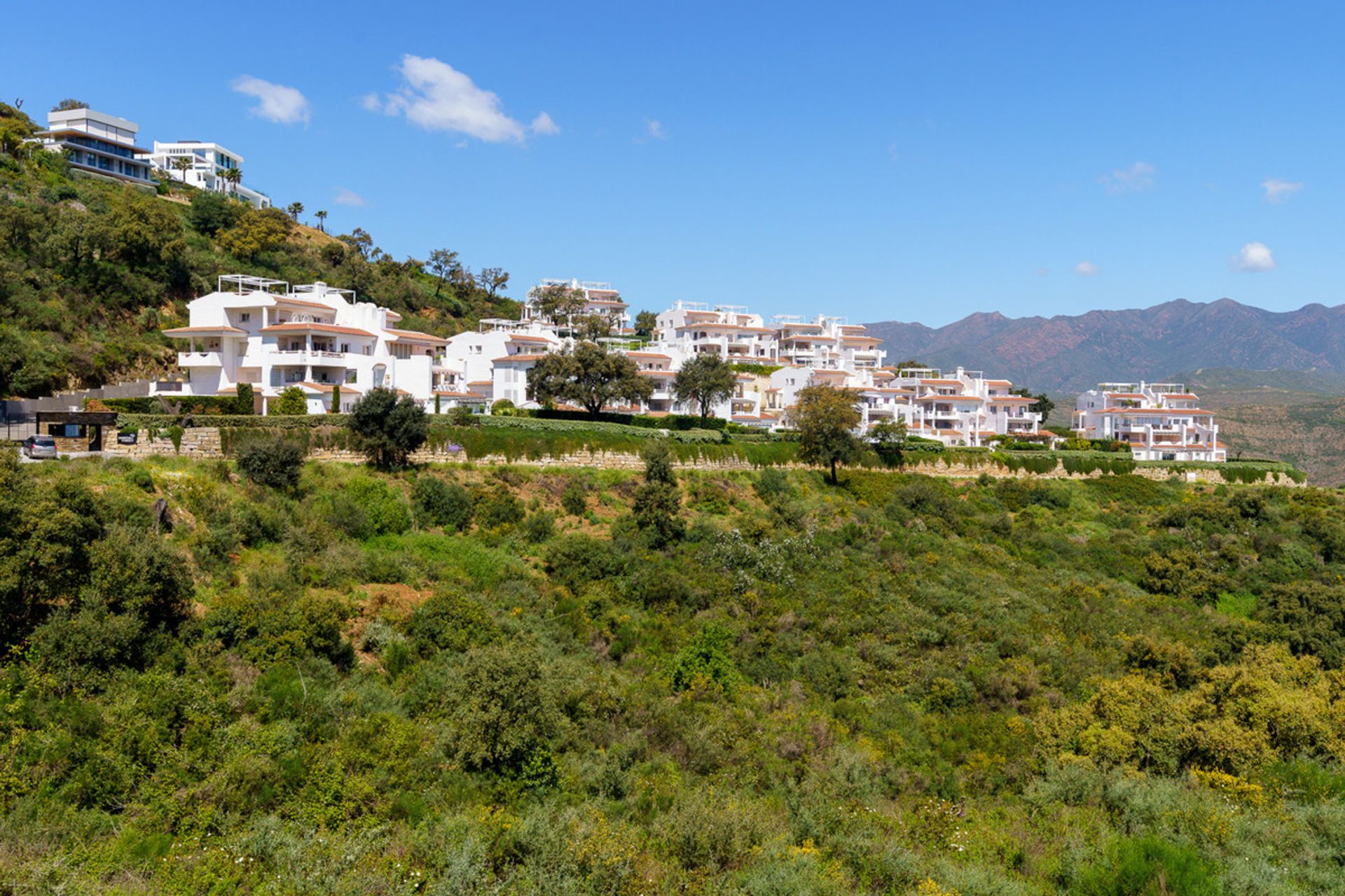 Condominium in Ojen, Andalusia 10786084