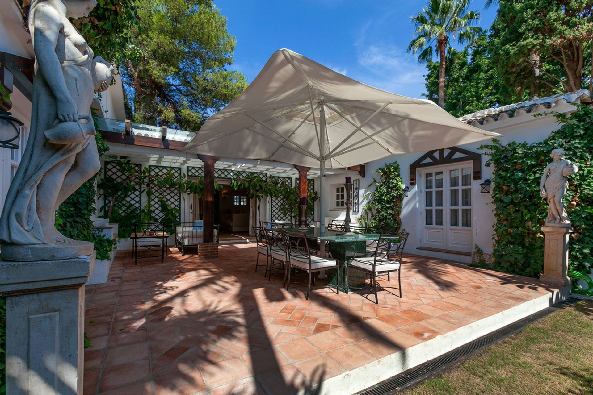 Casa nel San Pedro de Alcántara, Andalusia 10786180