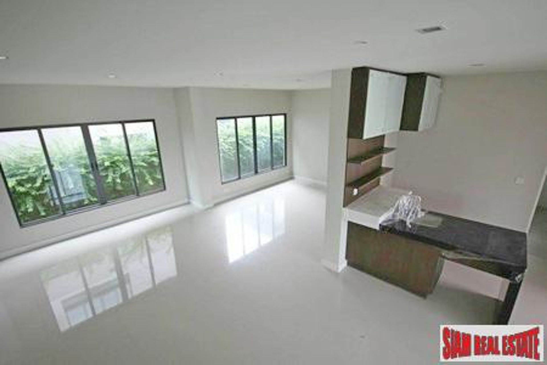 Hus i , Krung Thep Maha Nakhon 10786432