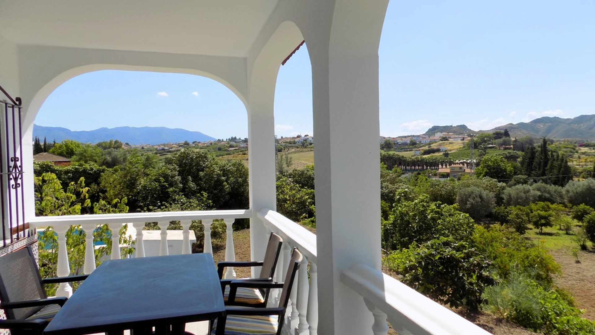 casa en Alhaurín de la Torre, Andalucía 10786468