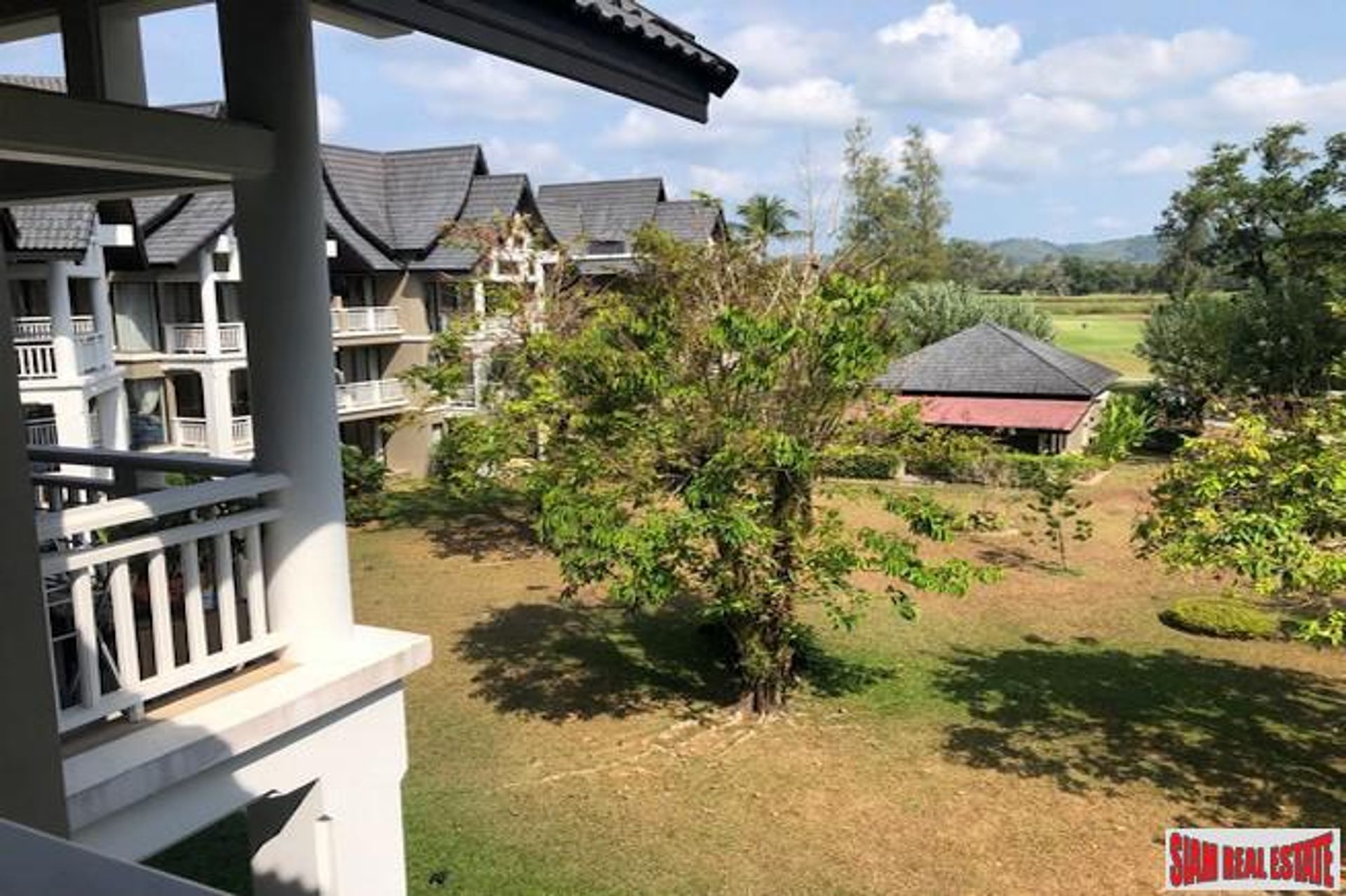 Osakehuoneisto sisään Ban Choeng Thale, Phuket 10786481