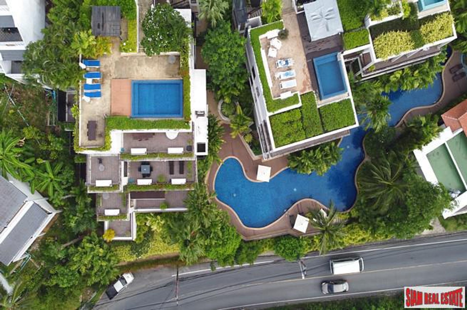 Condominium in Karon, Phuket 10786490