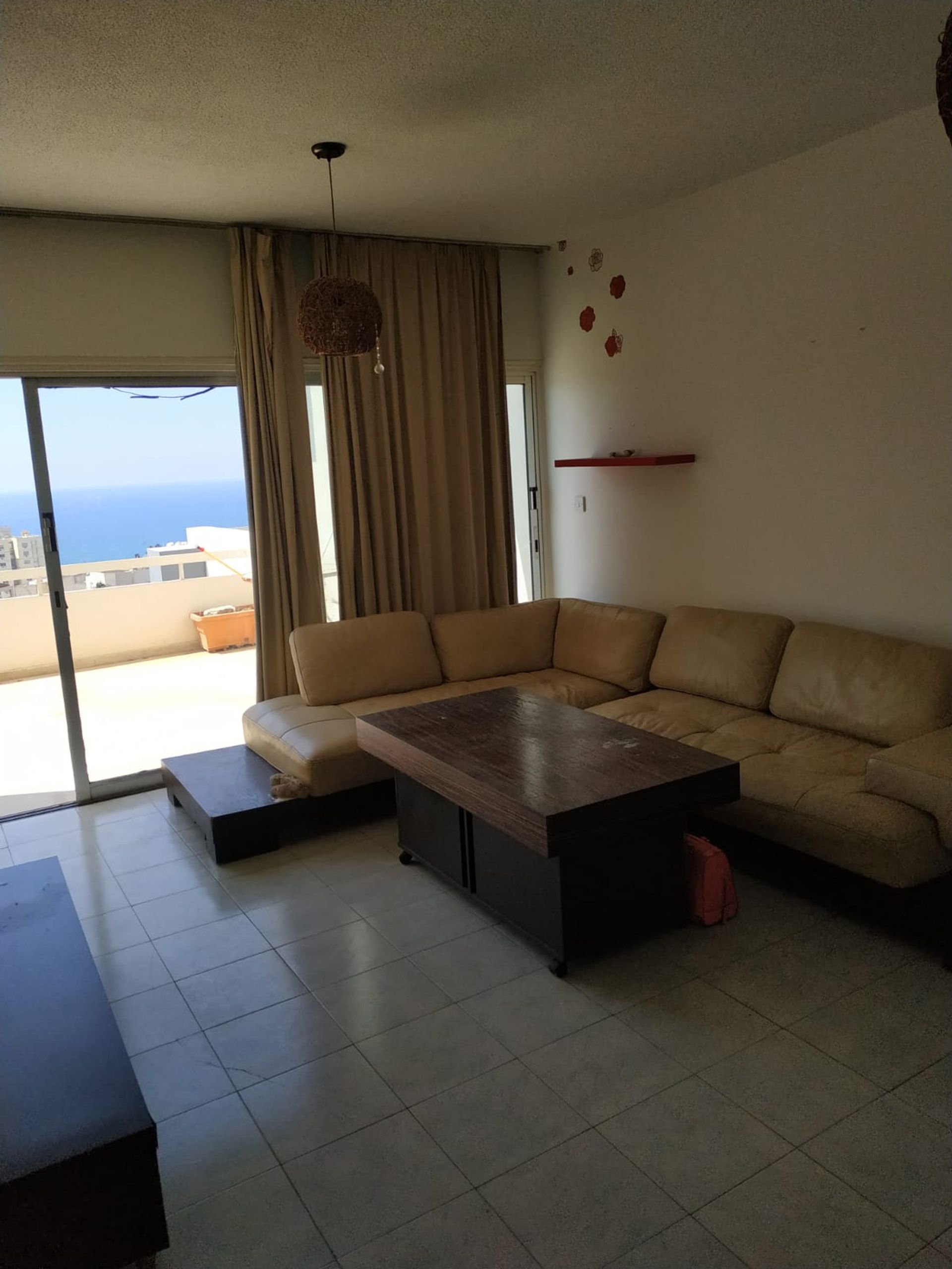 Osakehuoneisto sisään Agios Tychon, Limassol 10786617