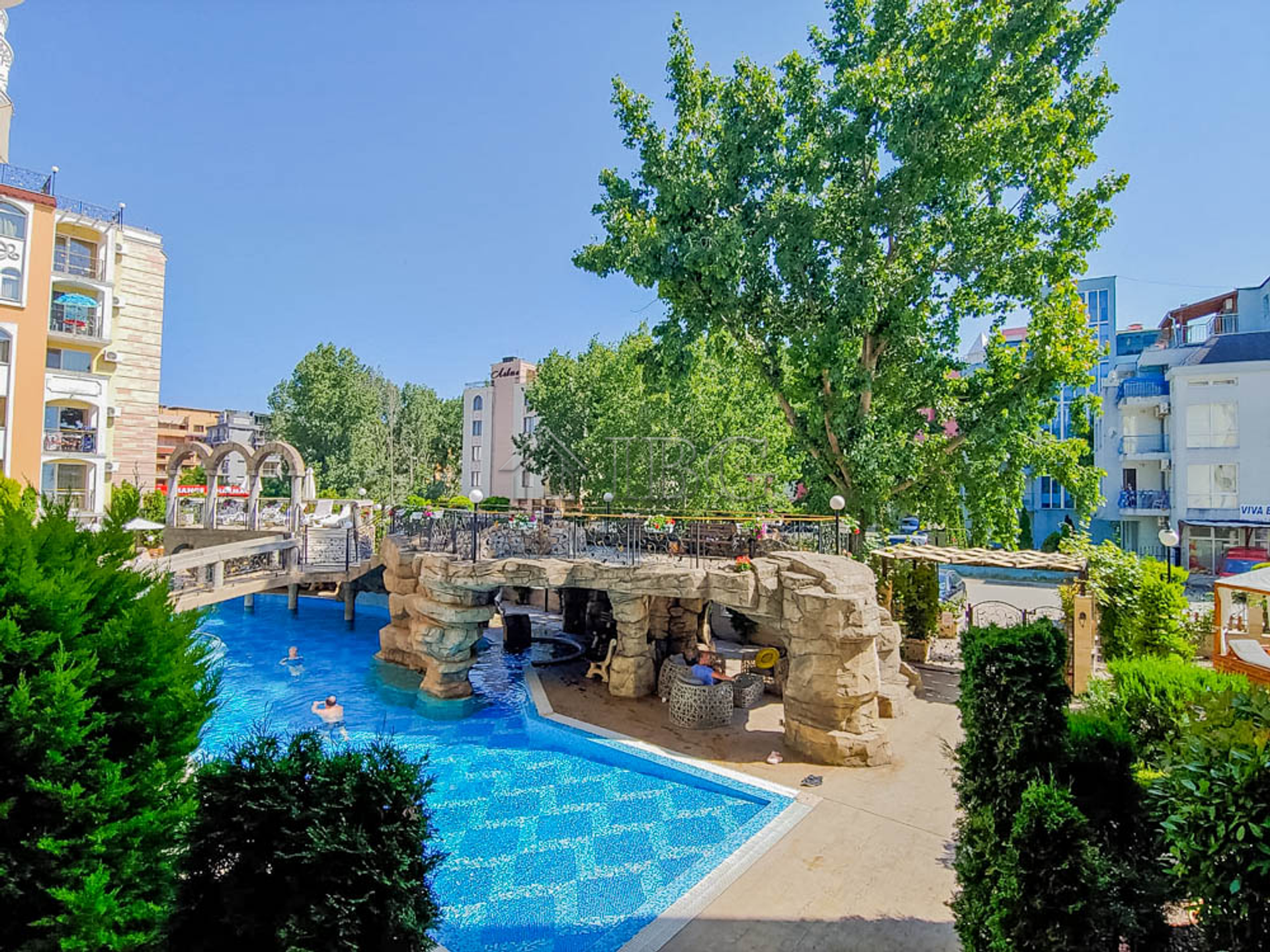 Condominium in Nesebar, Burgas 10786675