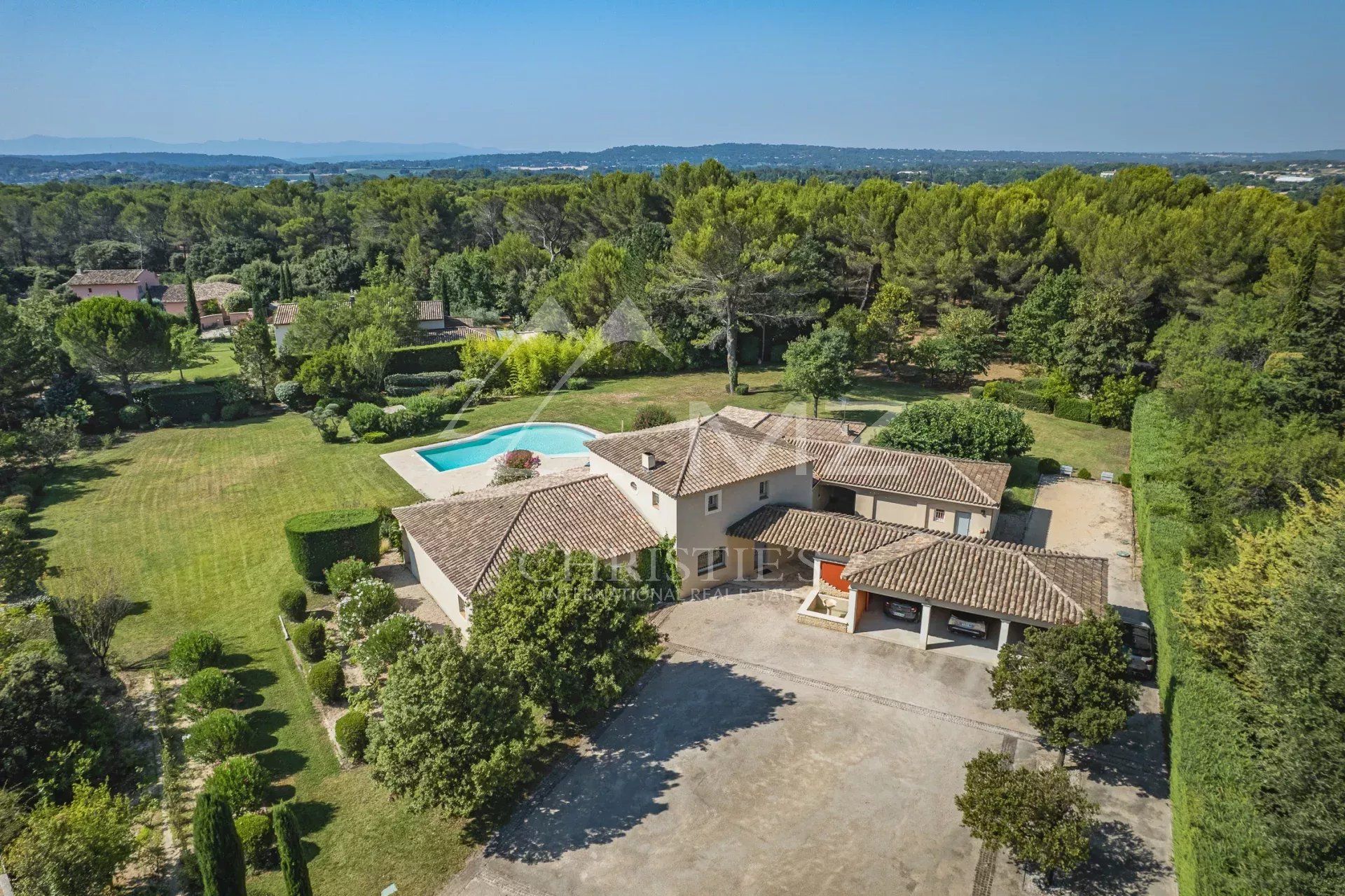 住宅 在 Aix-en-Provence, Bouches-du-Rhône 10787006