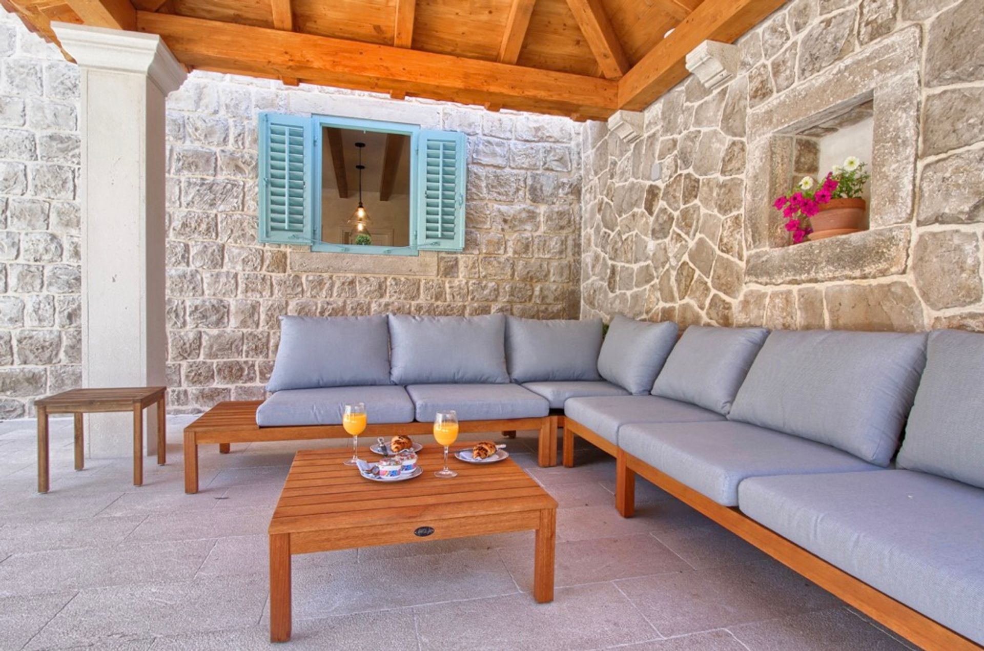 casa en Cavtat, Dubrovnik-Neretva County 10787277