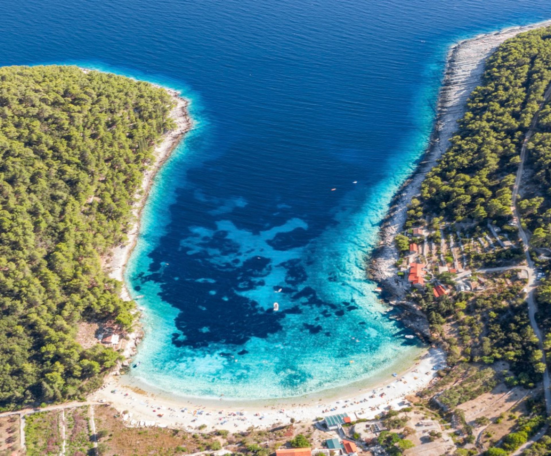 بيت في Jelsa, Split-Dalmatia County 10787282