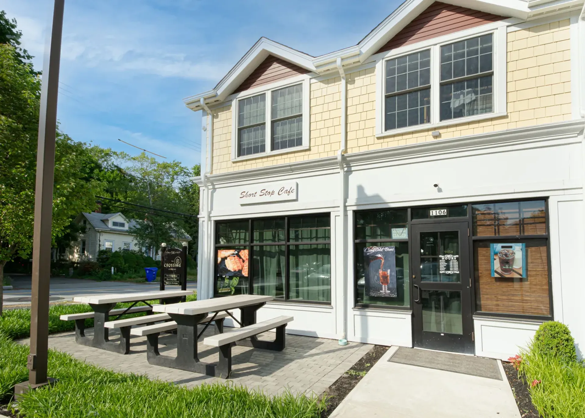 Retail in Bedford, 54 Loomis Street 10787358