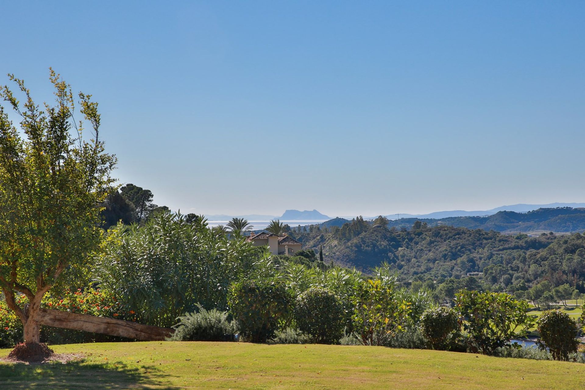 House in Benahavis, Andalusia 10787488