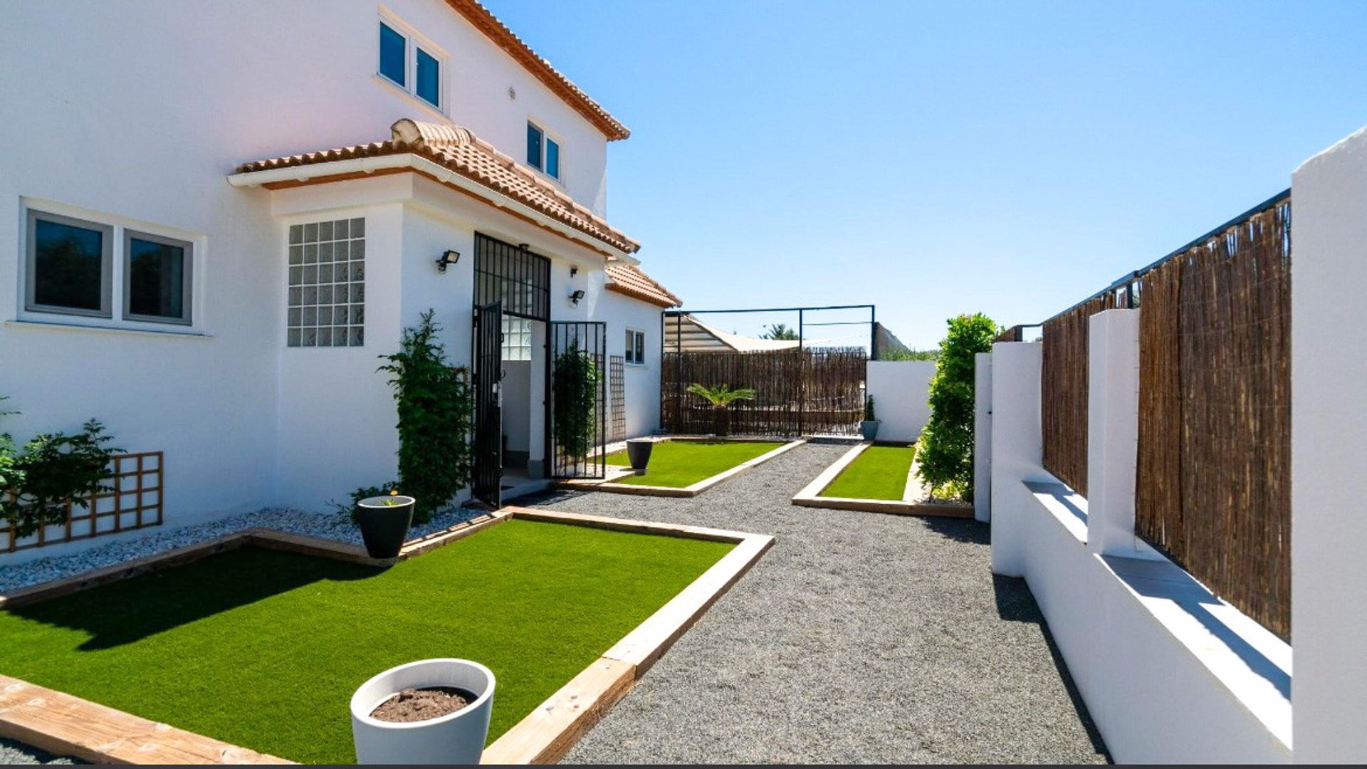 House in Iznájar, Andalusia 10788111