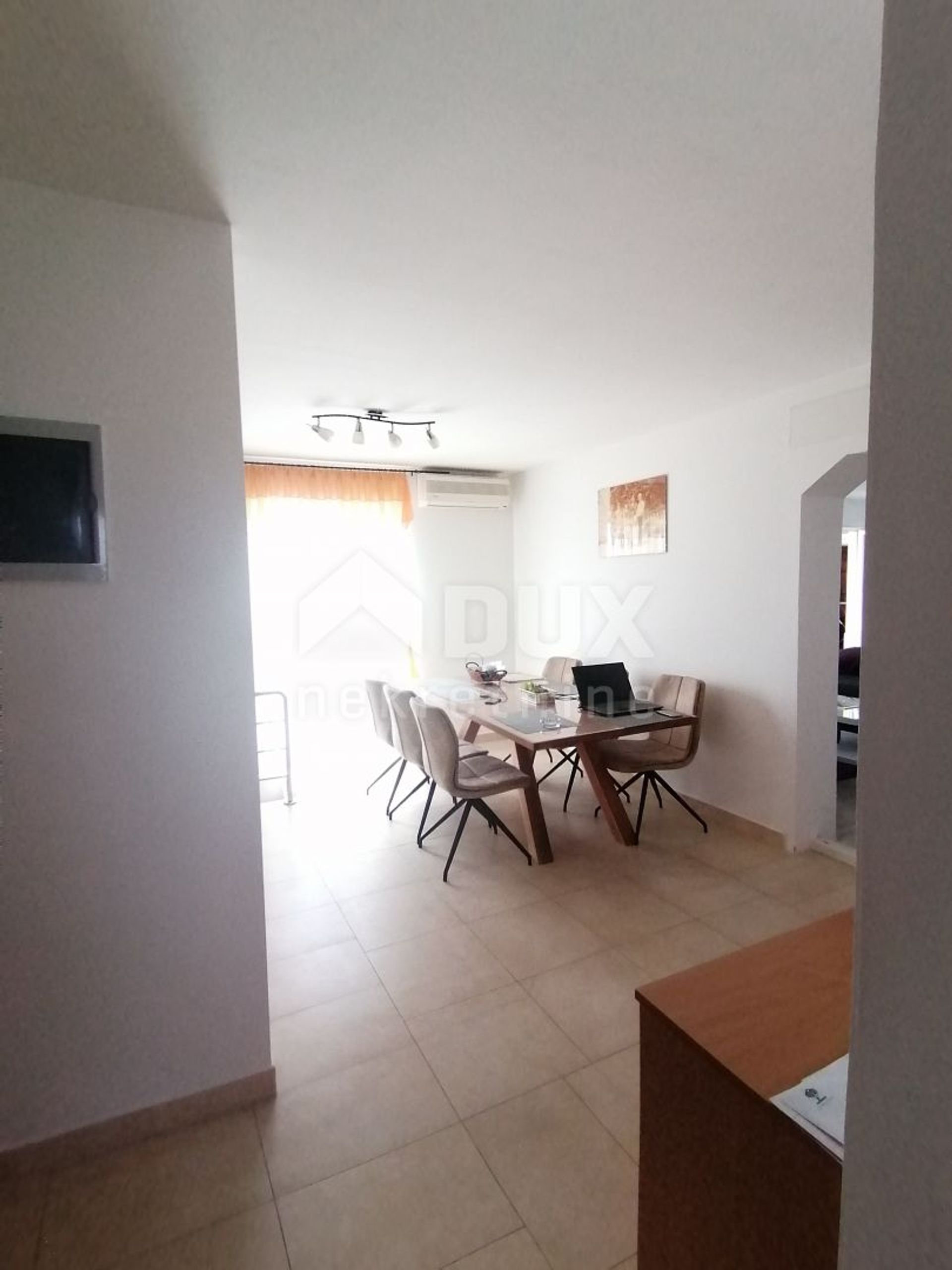 Condominio en Pula, Istarska županija 10789019