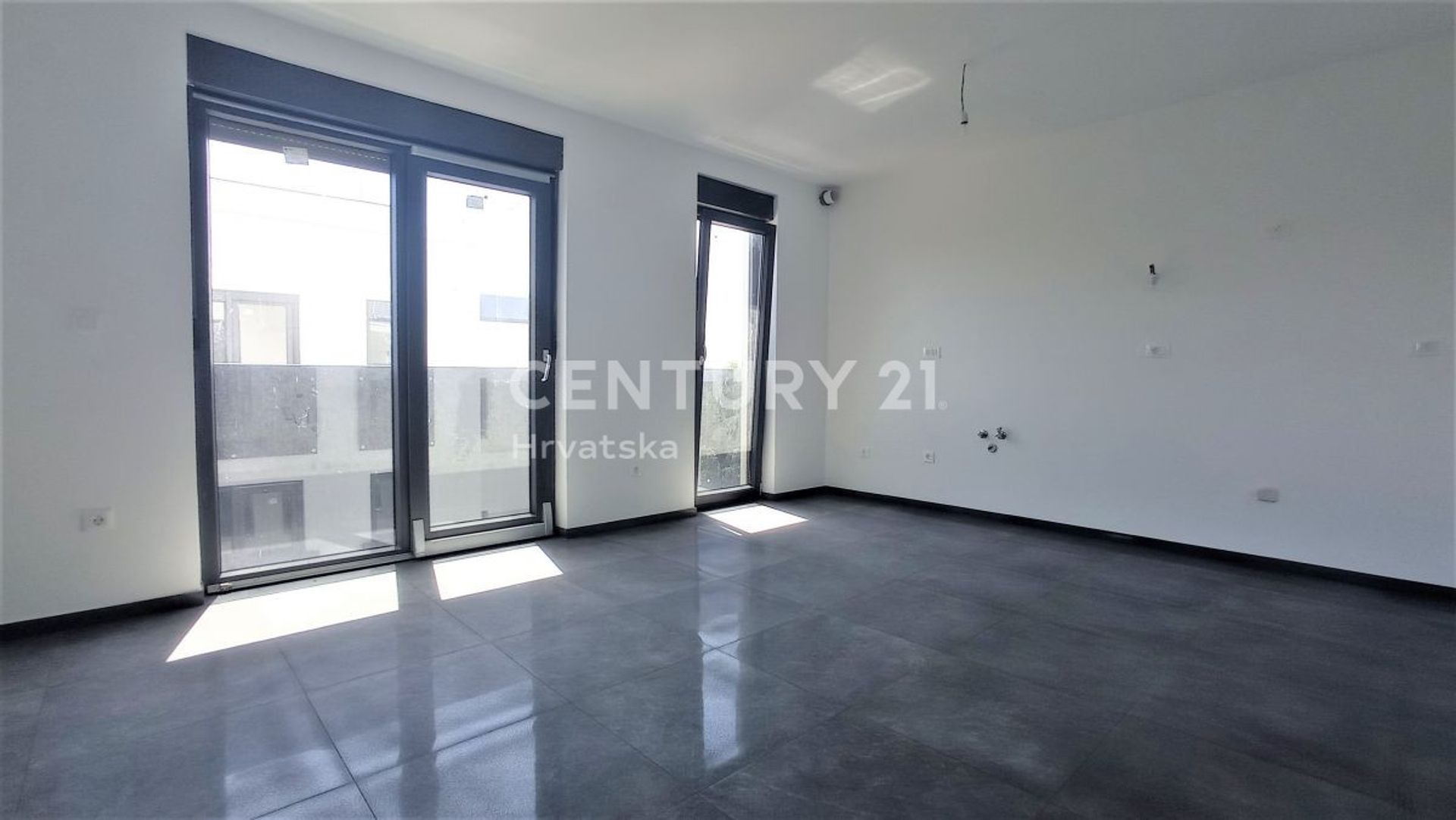 Condominio en Zadar, Zadar County 10789339